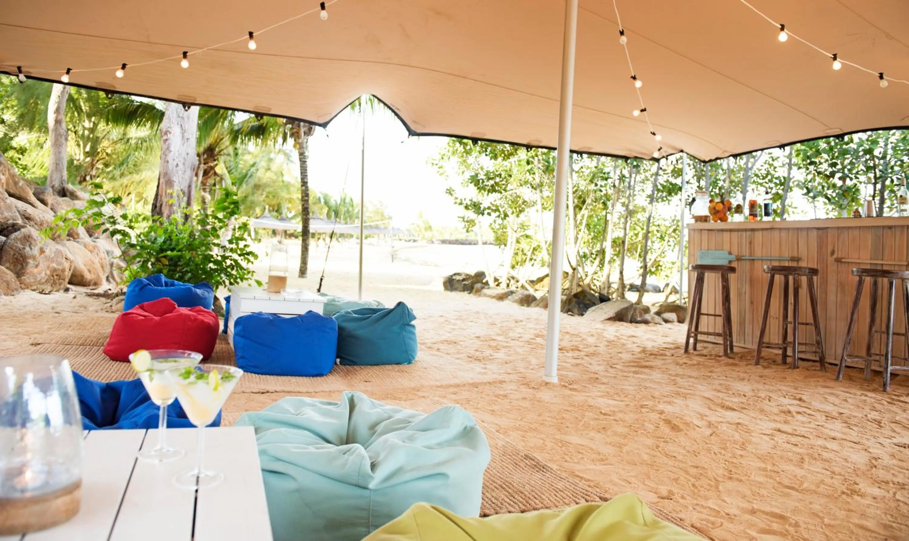 Food and drinks in Radisson Blu Azuri Resort & Spa