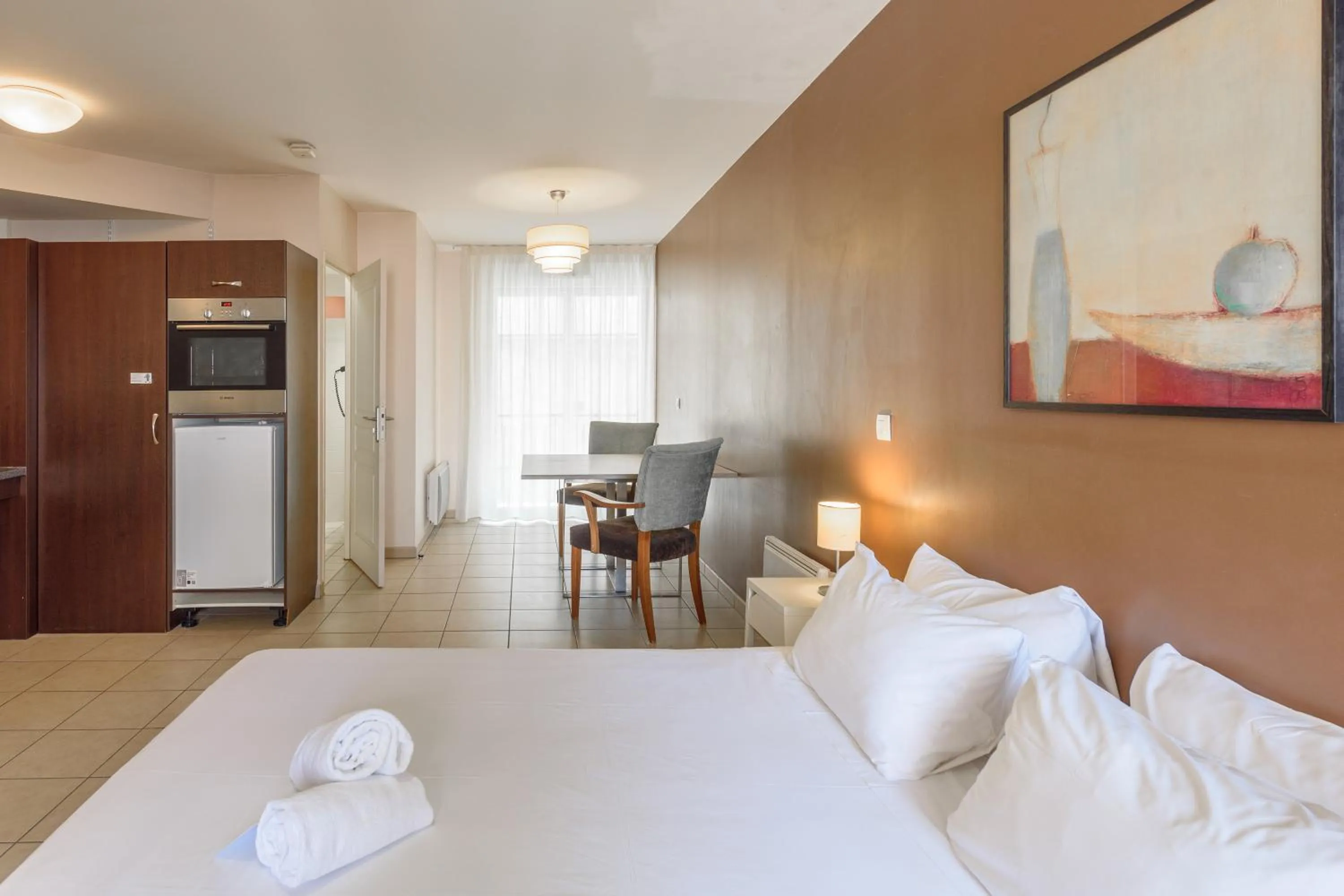 Photo of the whole room, Bed in Residhotel Toulouse Centre