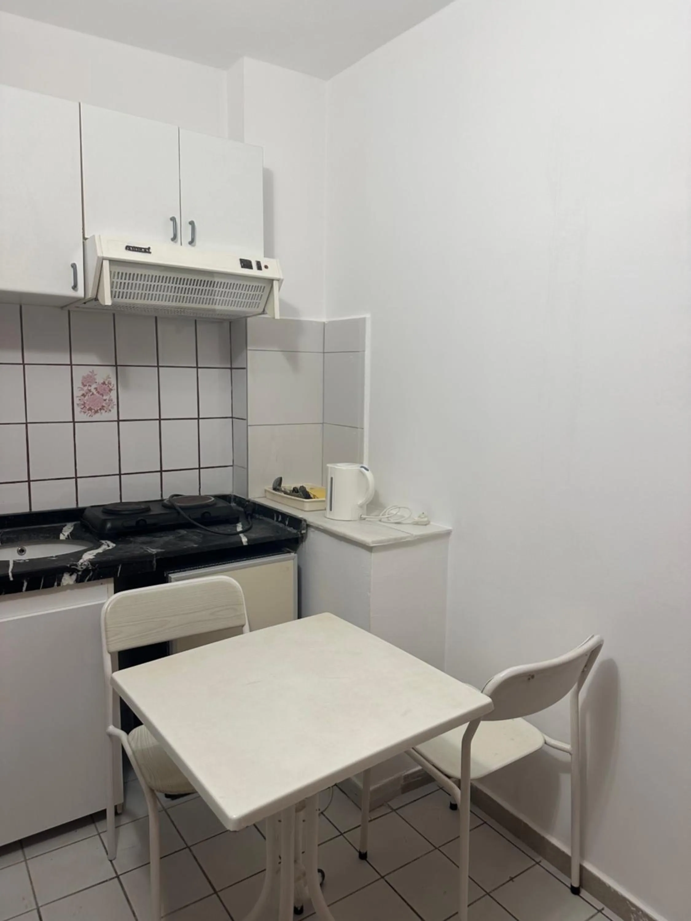 Kitchen or kitchenette in NATURELLA APART HOTEL