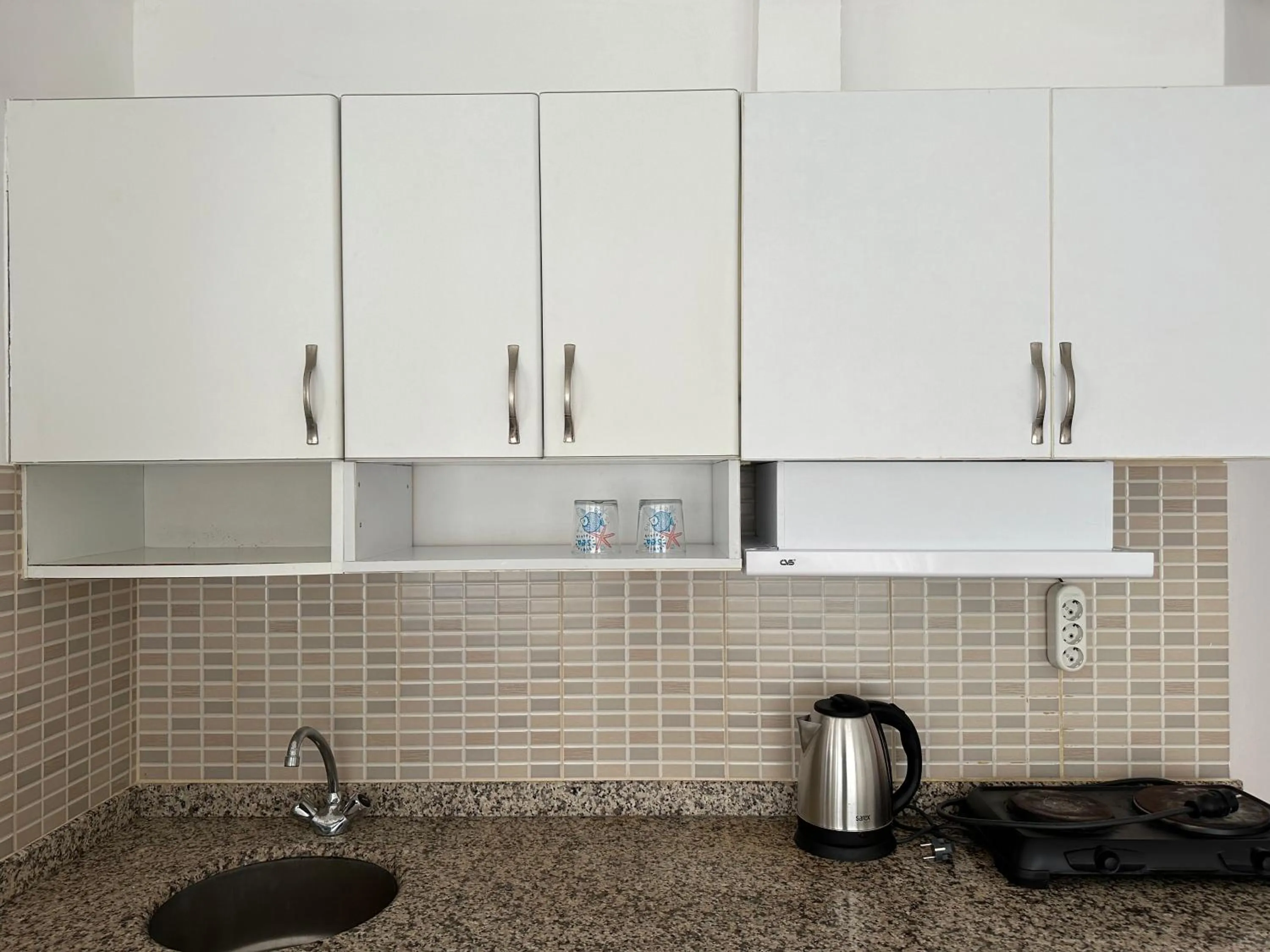 Coffee/tea facilities in NATURELLA APART HOTEL