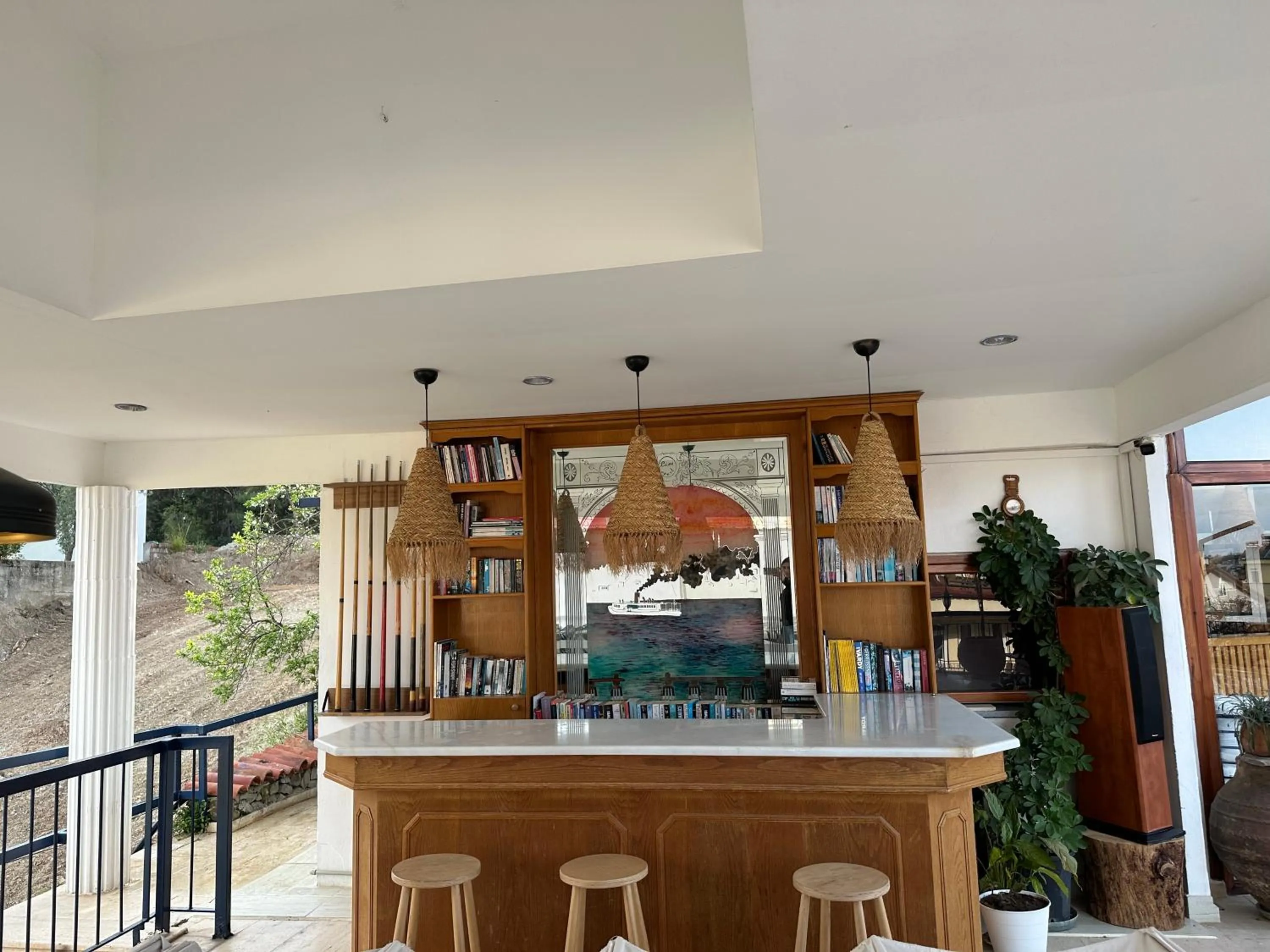 Library in NATURELLA APART HOTEL