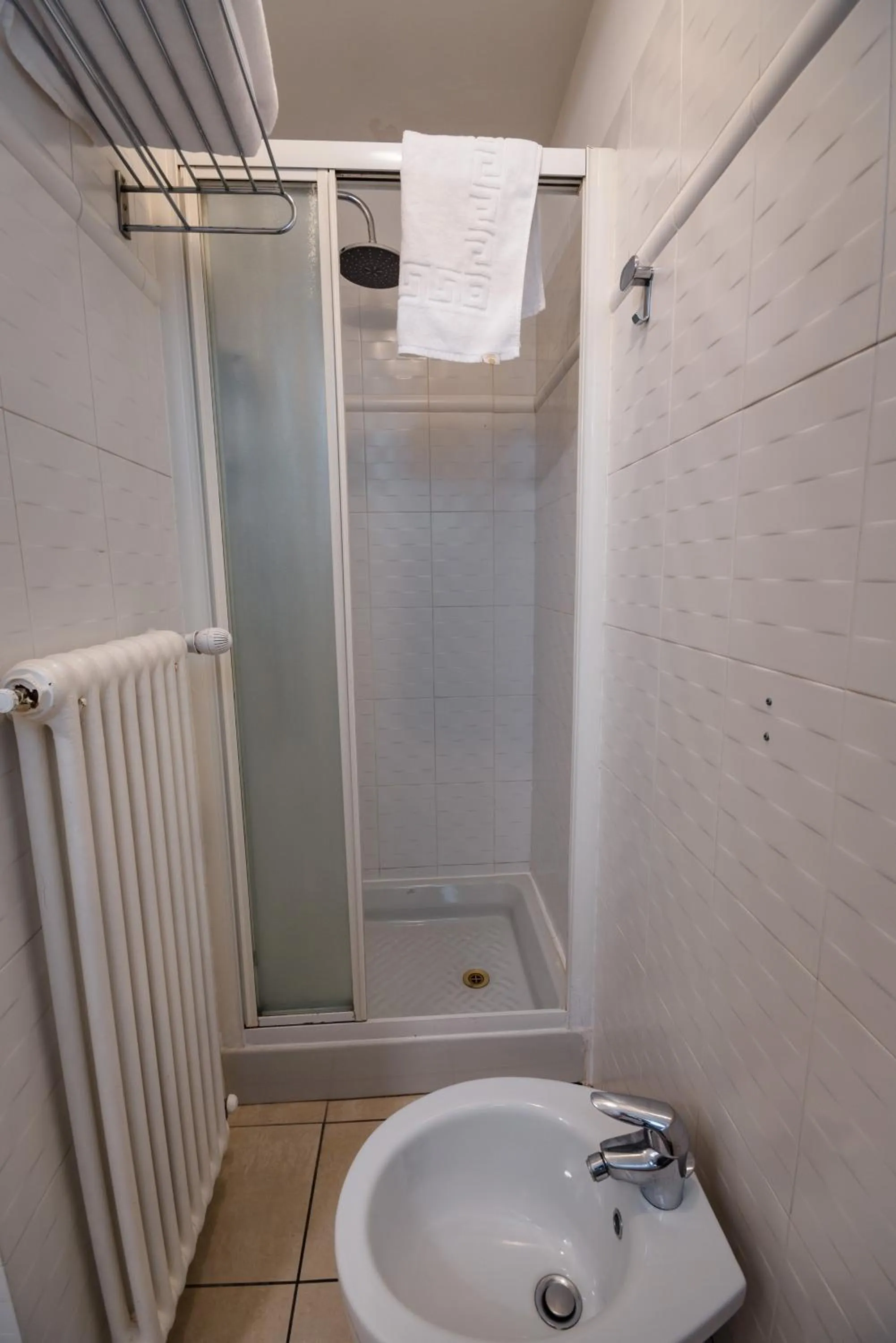 Shower in Hotel Centrale