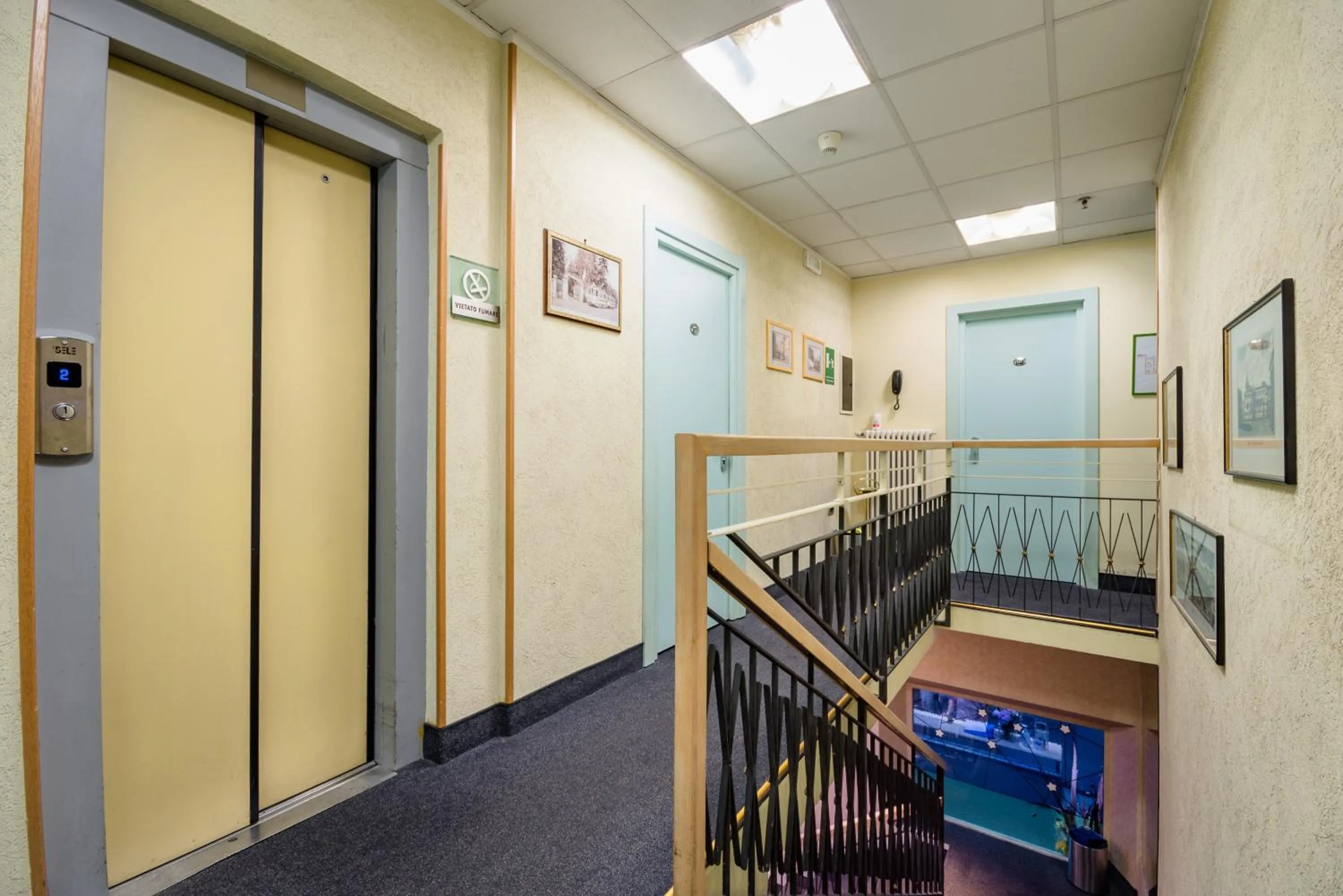 elevator in Hotel Centrale