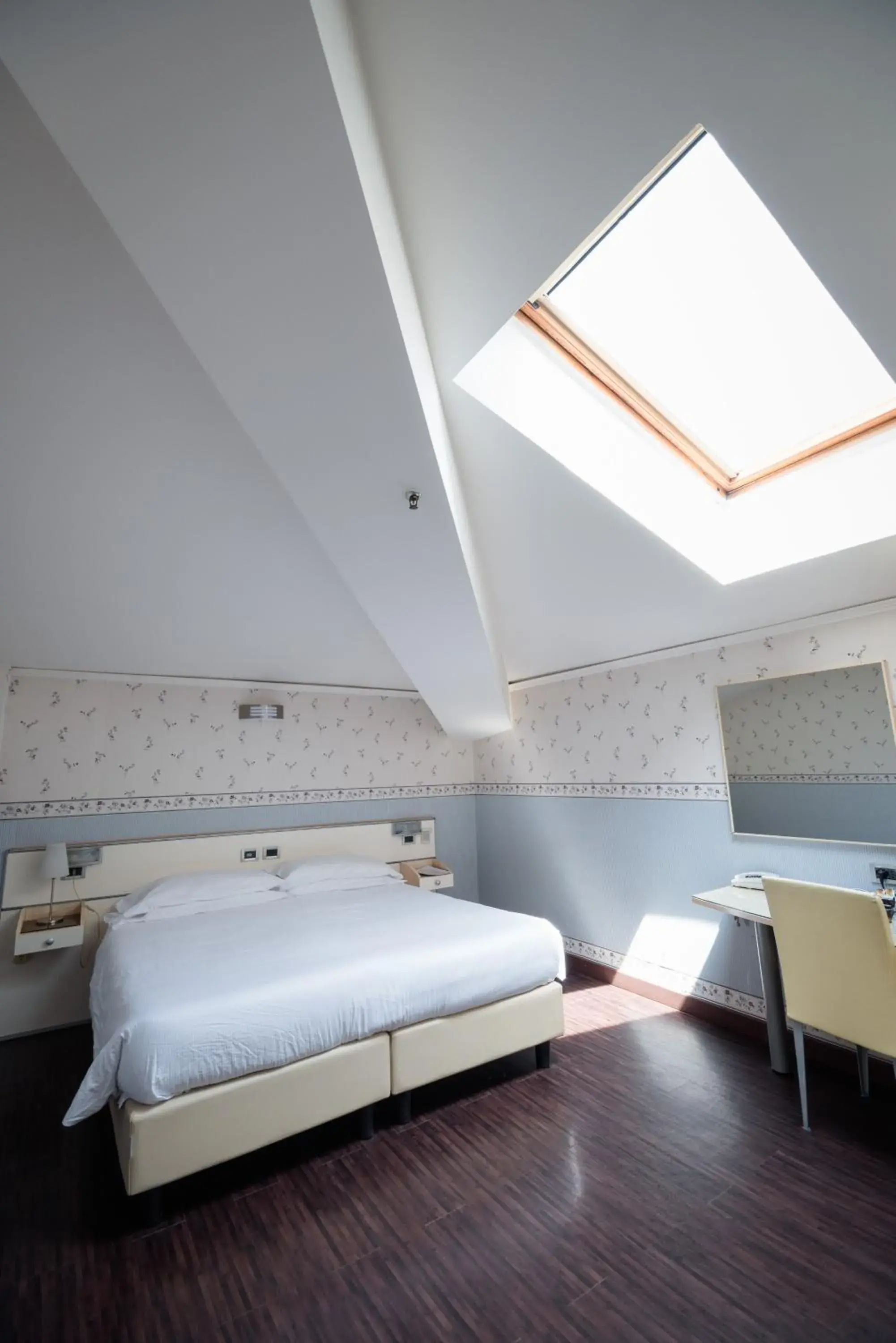 Double Room in Hotel Centrale Double Room in Hotel Centrale