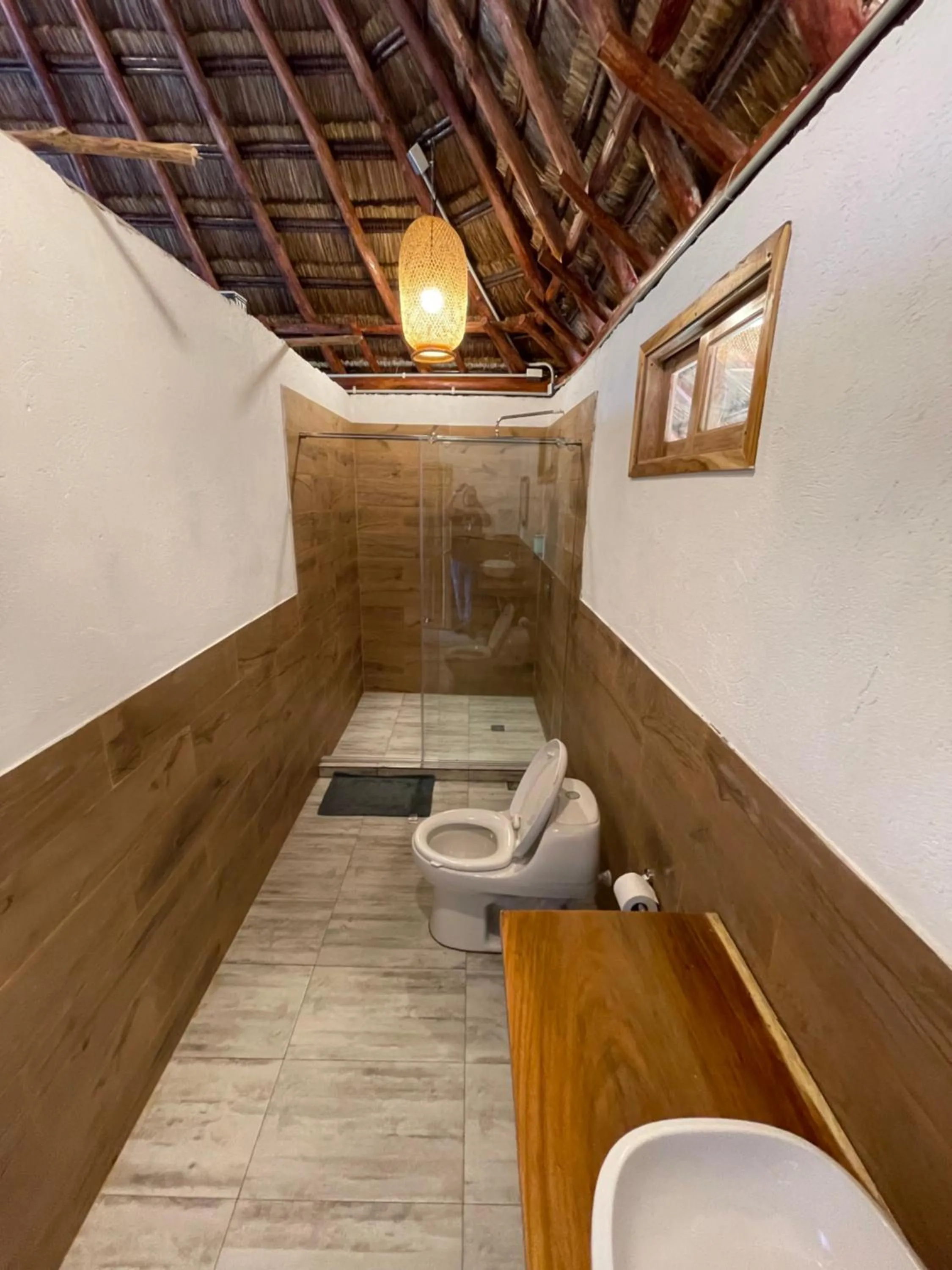 Bathroom in Hotel MadreSierra Parque Tayrona