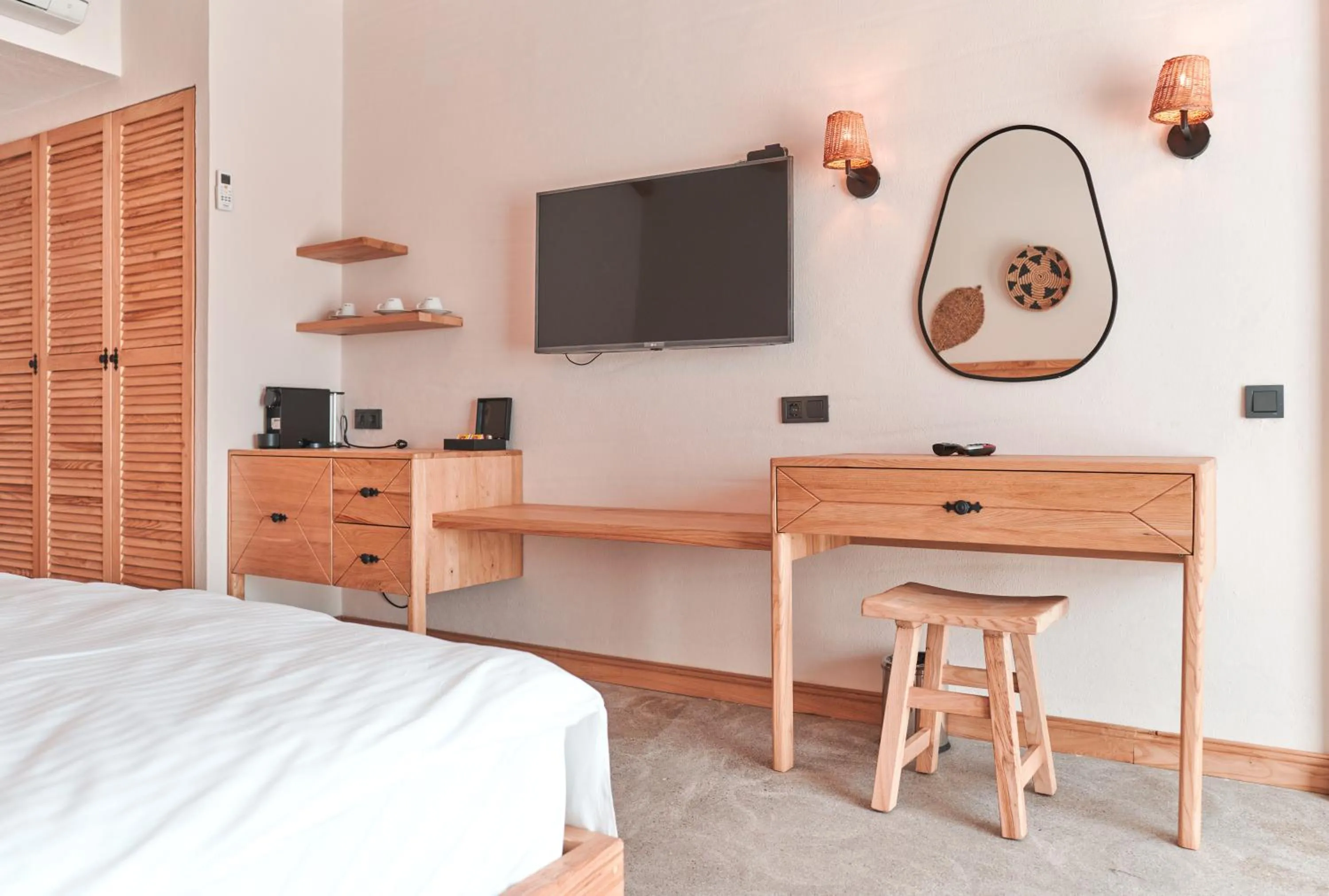 TV and multimedia, Bed in The Pearl Ölüdeniz