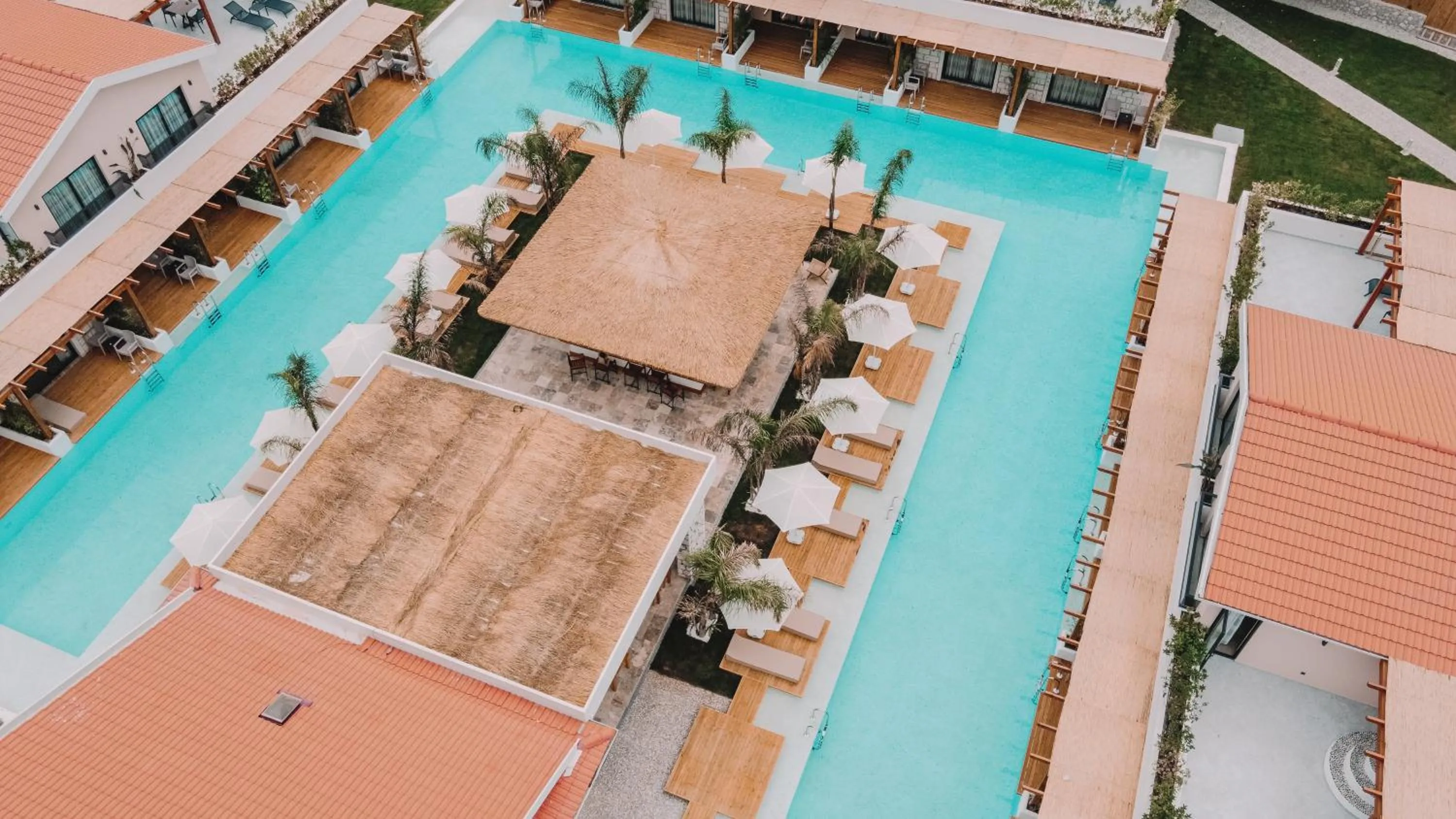 Property building in The Pearl Ölüdeniz