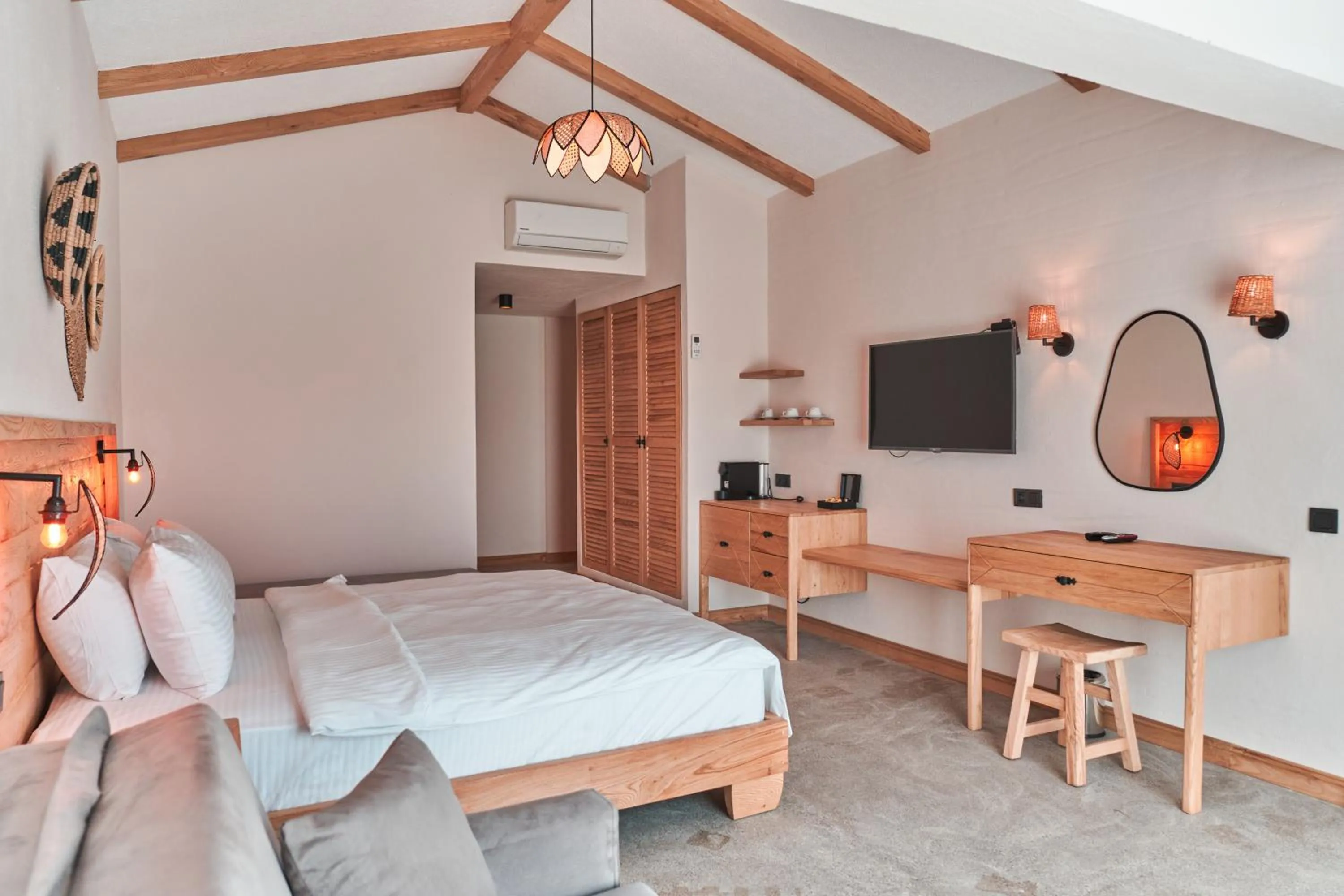 Photo of the whole room, Bed in The Pearl Ölüdeniz