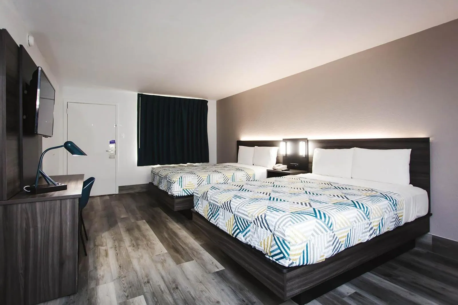 Bed in Studio 6 Houston TX Medical Center NRG Stadium