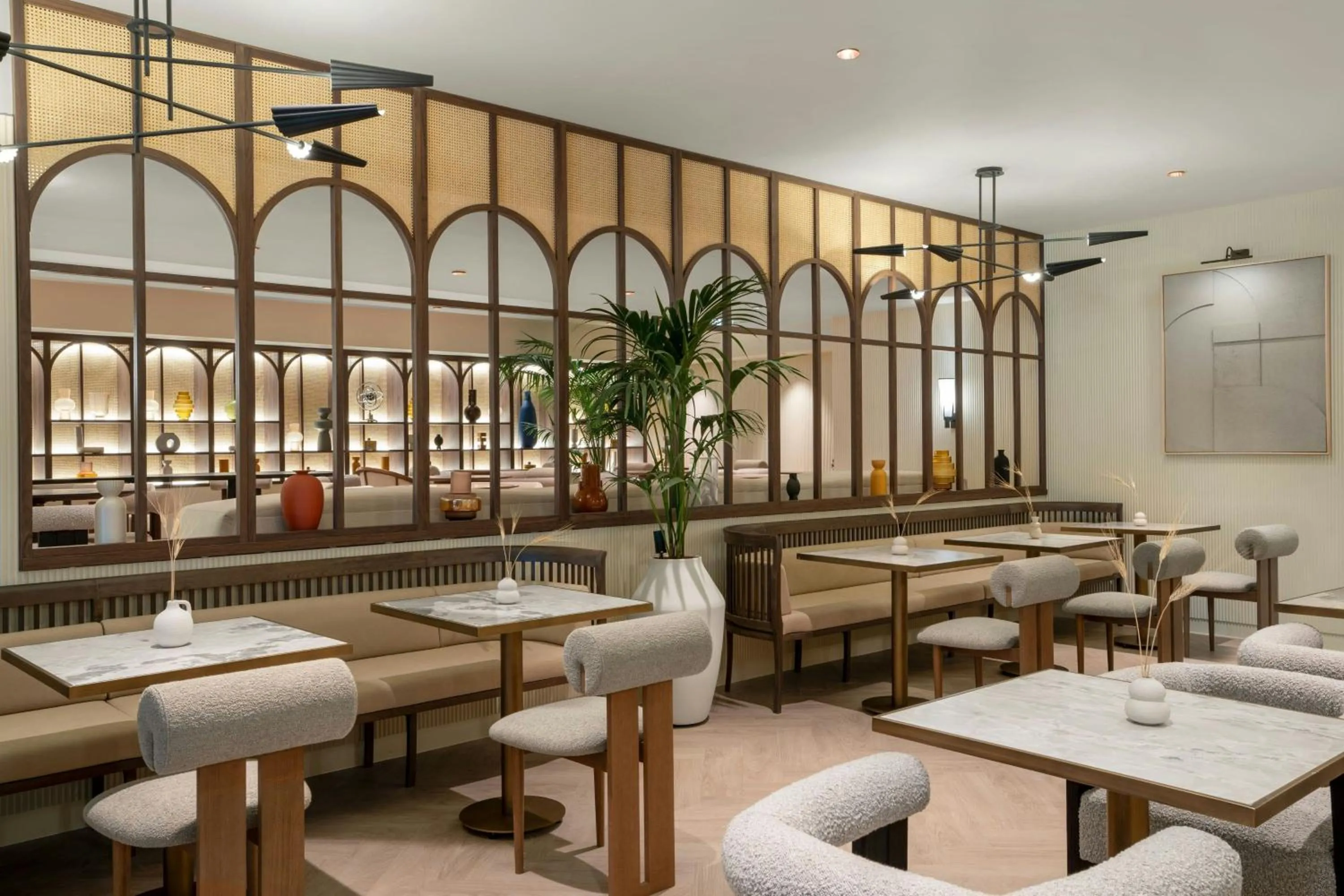 Breakfast in Cardo Roma, Autograph Collection