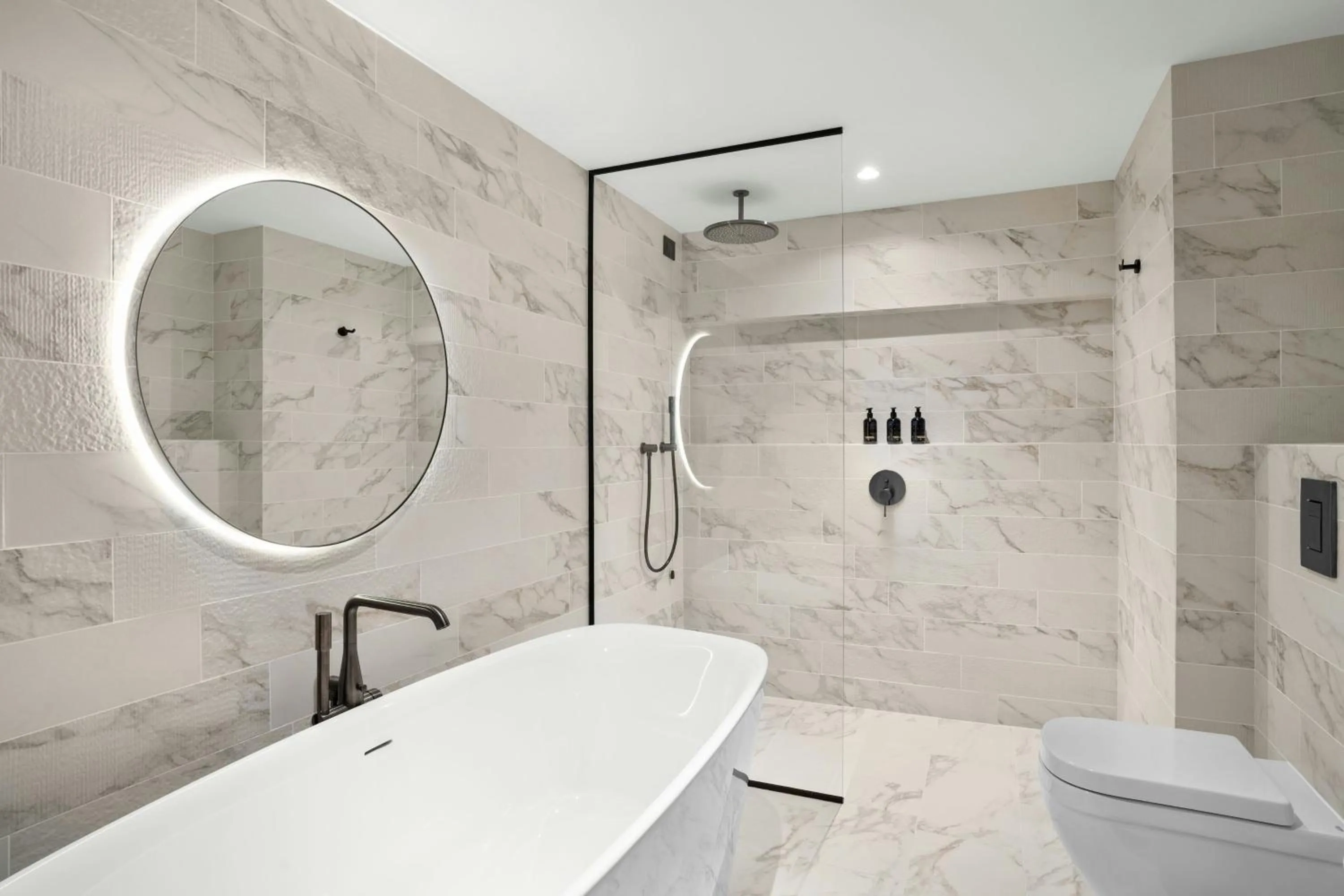 Bathroom in Cardo Roma, Autograph Collection