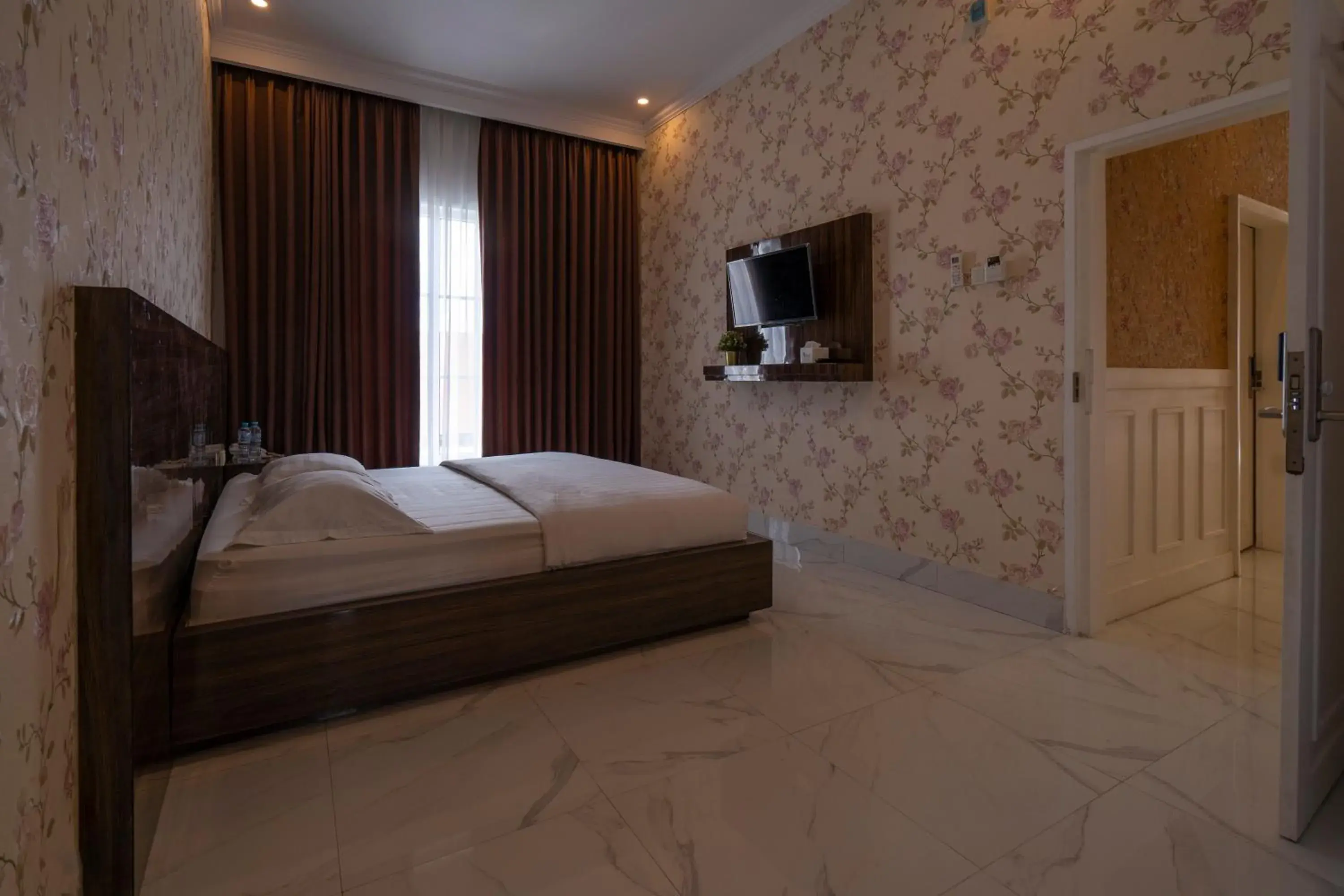 Bed in Wisma D’King RedPartner Bed in Wisma D’King RedPartner