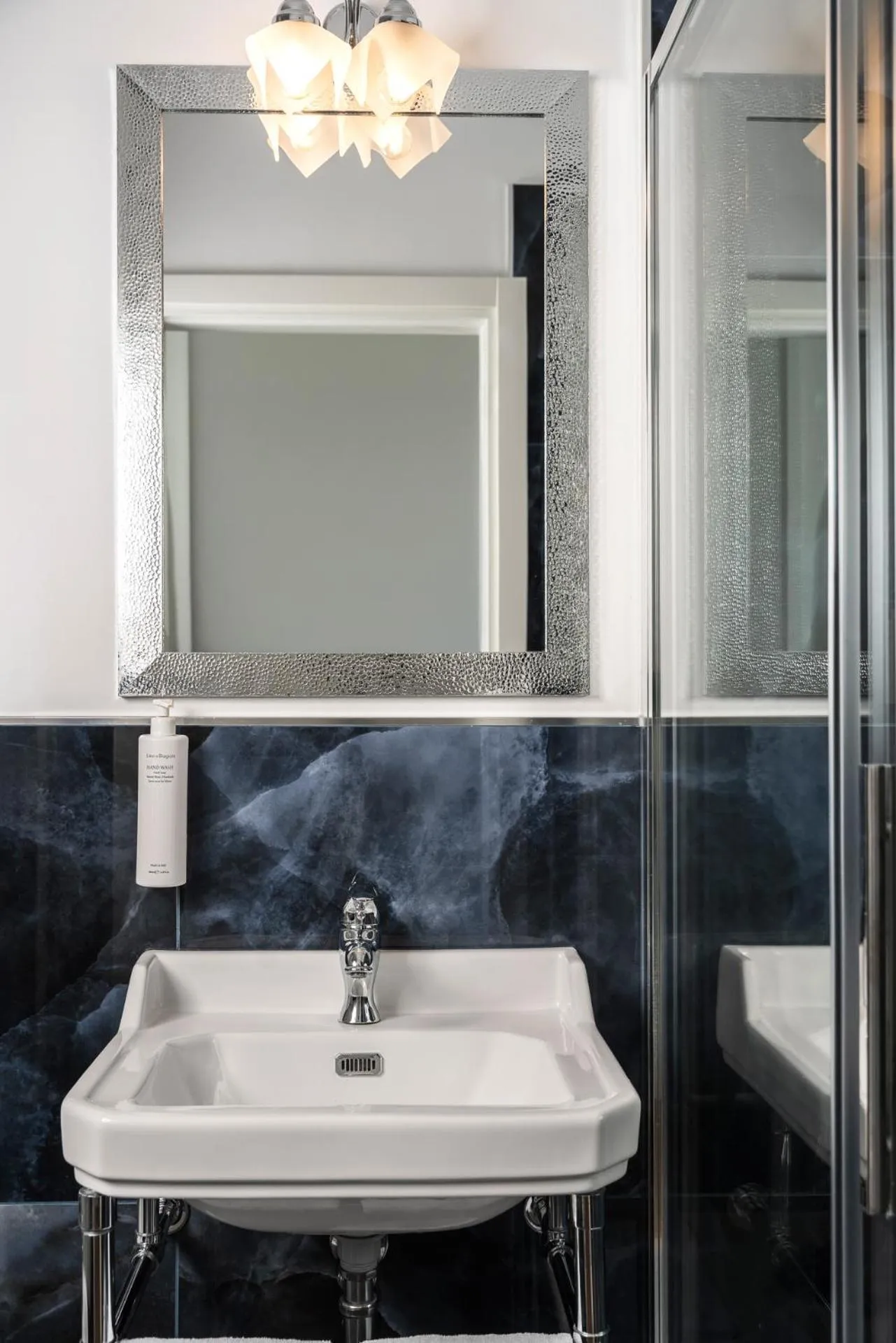 Bathroom in Albergo Rossini 1936 - Small & Charming