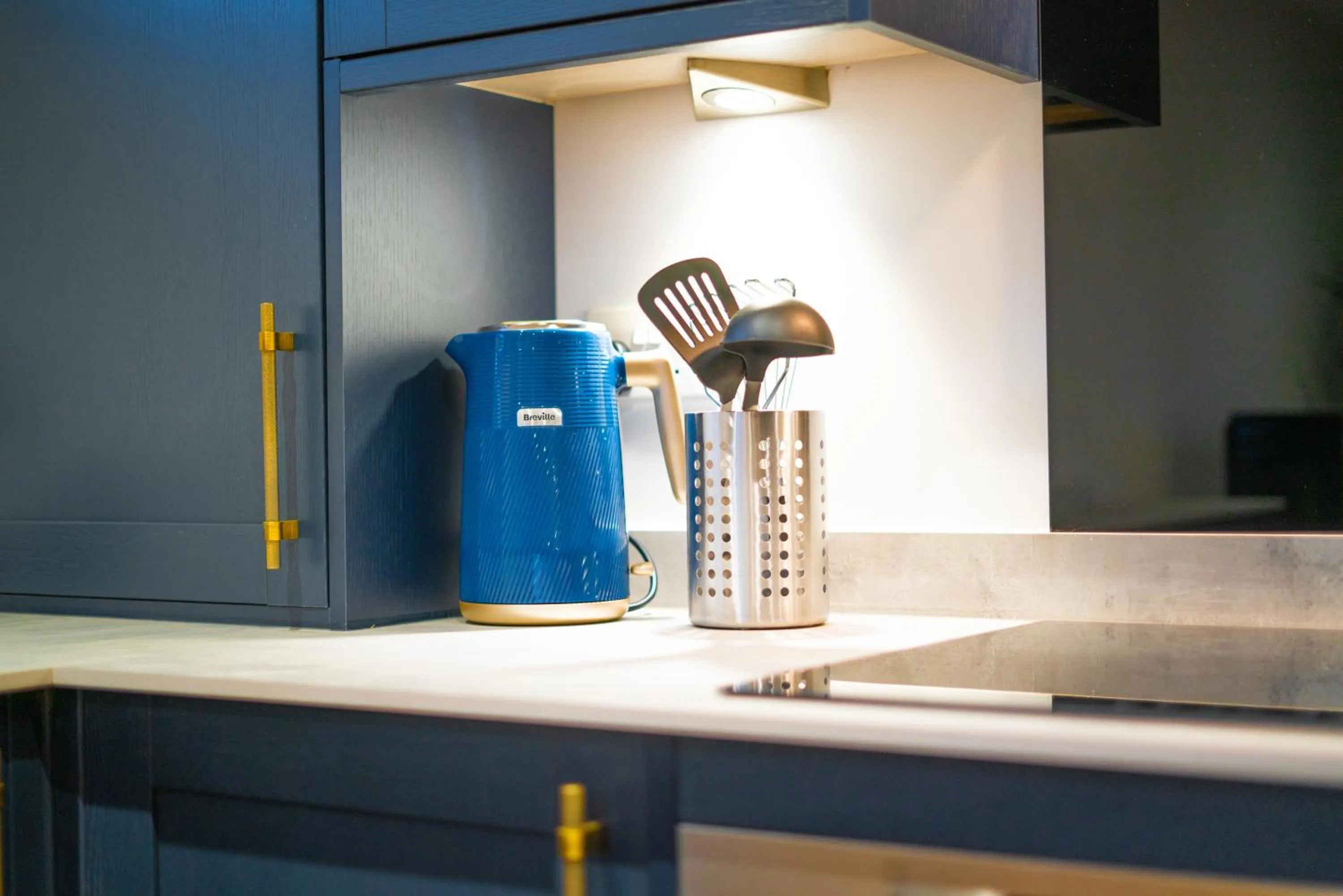 Kitchen or kitchenette in Mill Road Apartment First Floor