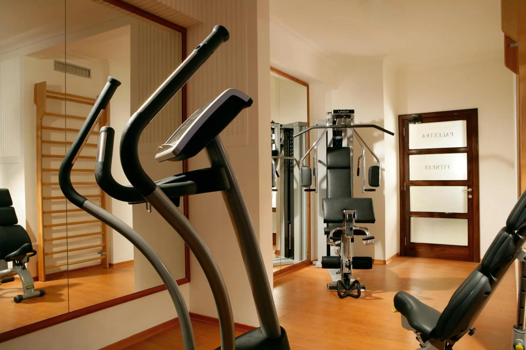 Fitness centre/facilities in Bettoja Hotel Mediterraneo