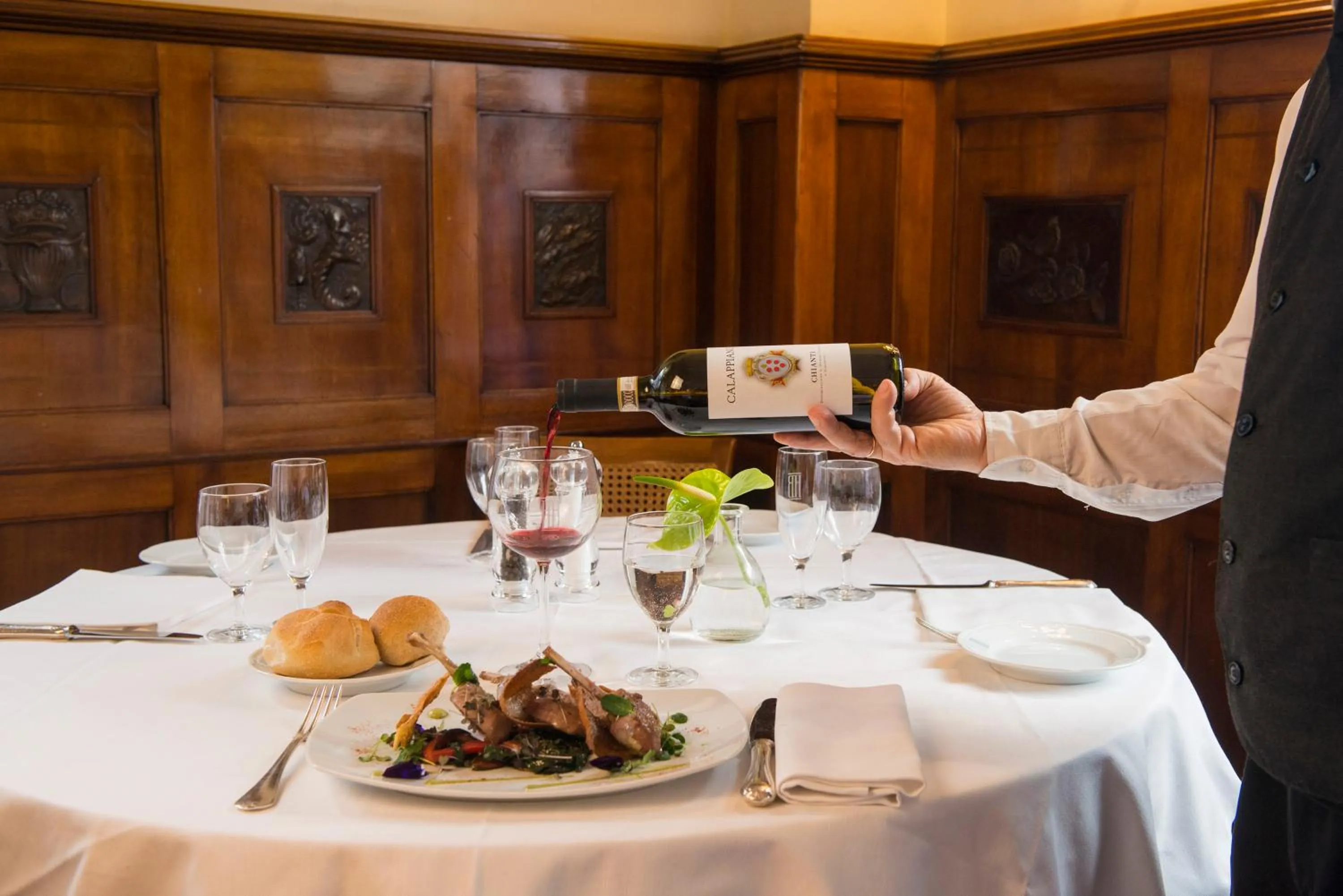 Restaurant/places to eat in Bettoja Hotel Mediterraneo