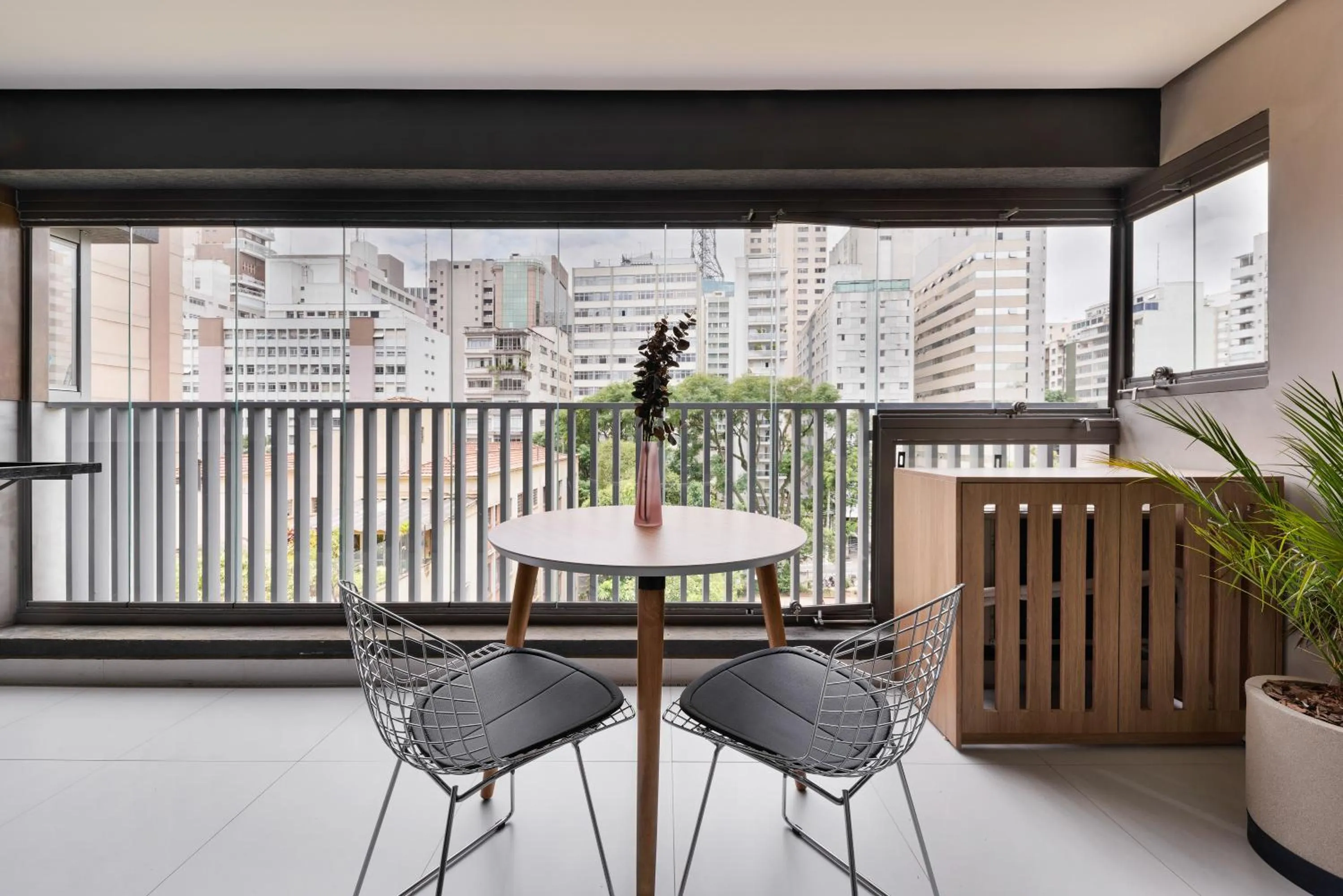 Day in Charlie Edição Jardim Paulista