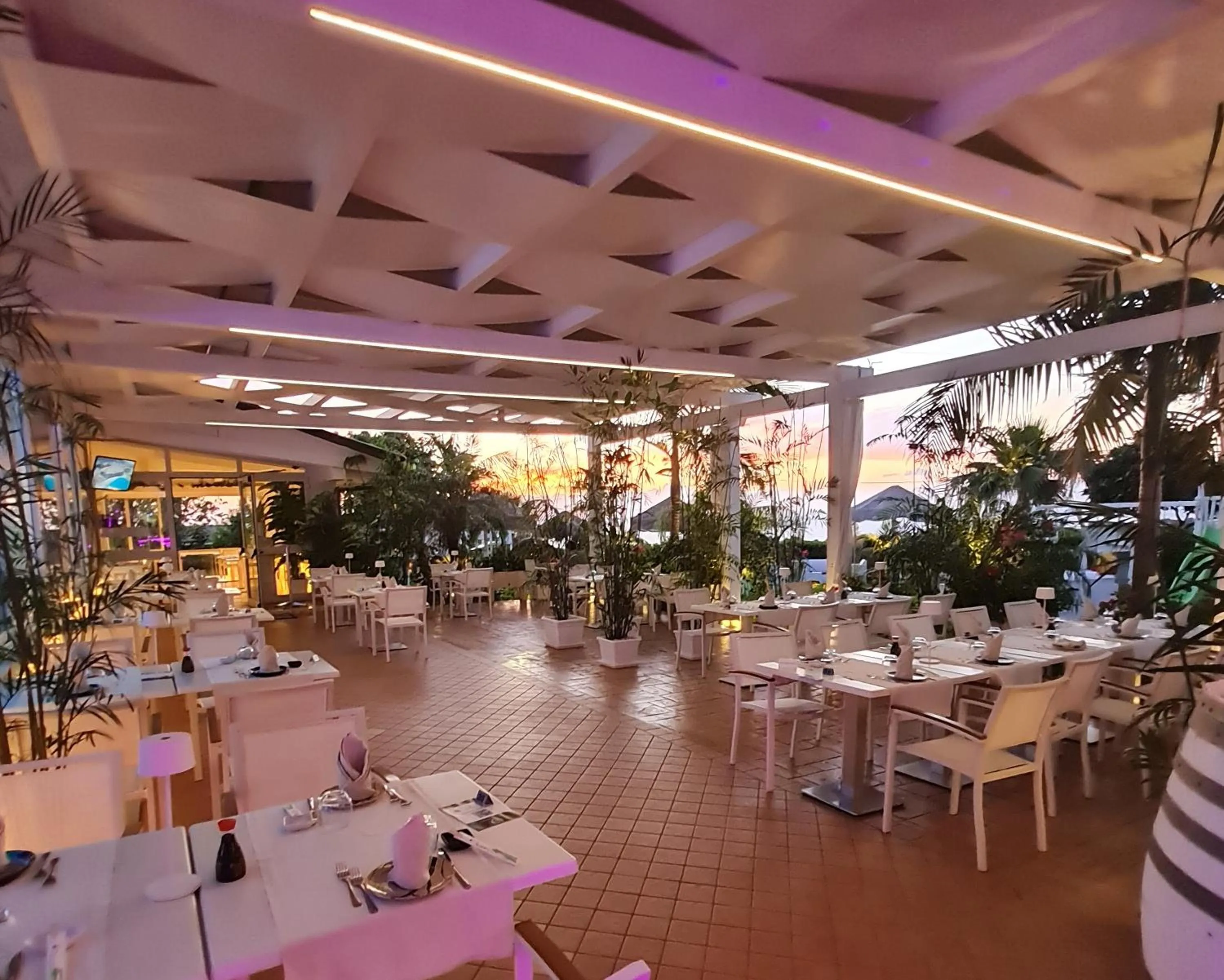 Property building in La Bussola Hotel Calabria