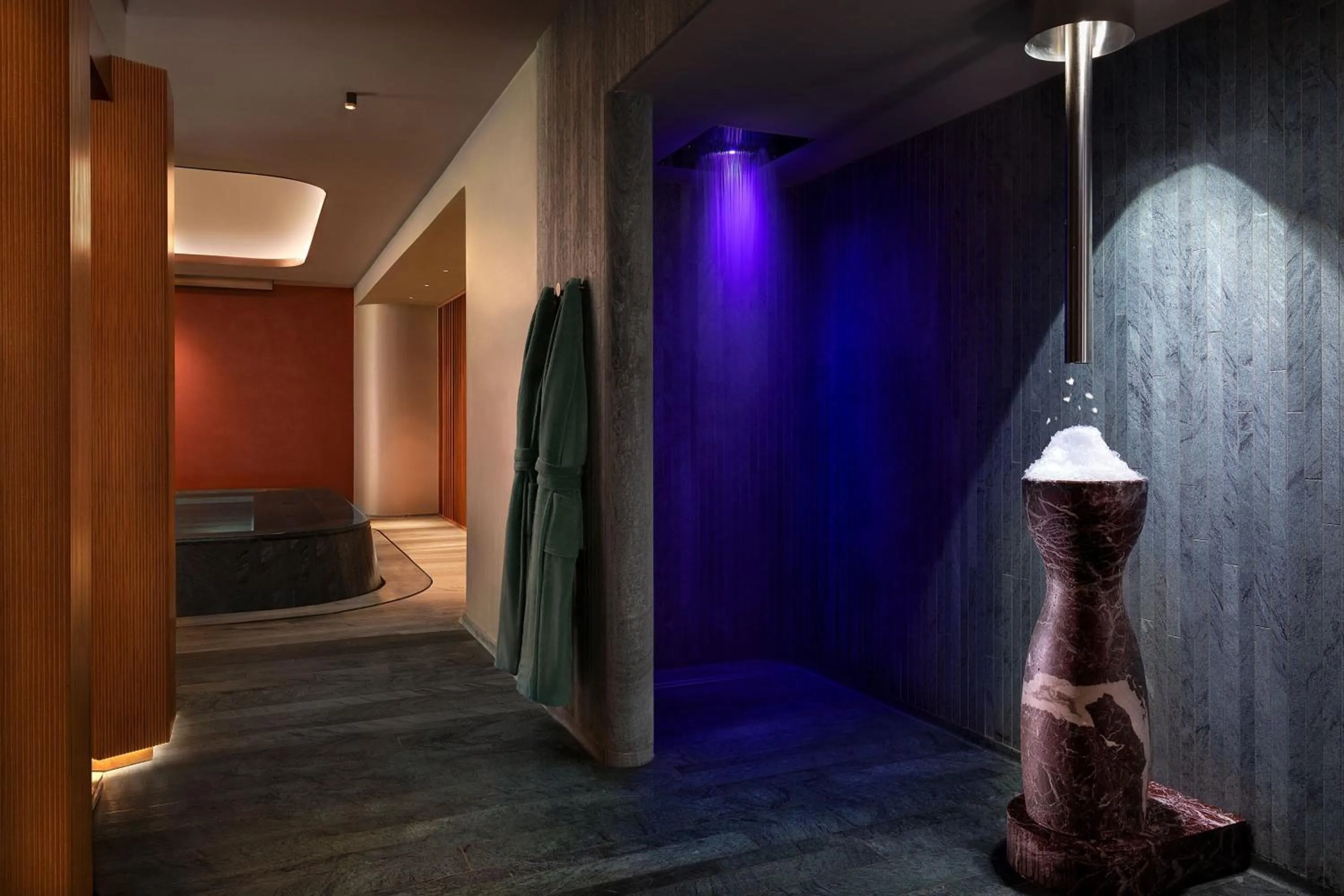 Bathroom, Bed in Sheraton Lake Como Hotel