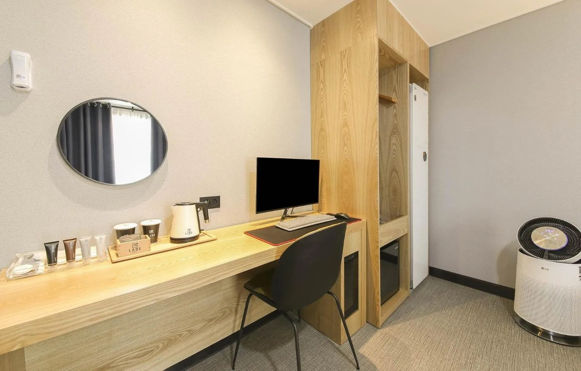 TV and multimedia in LABE Hotel