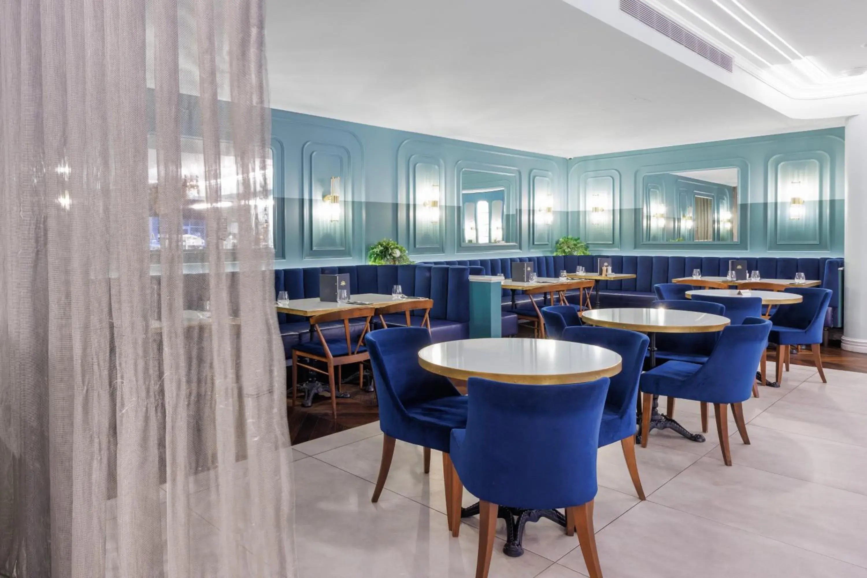 Restaurant/places to eat in The Mayfair Restaurant/places to eat in The Mayfair