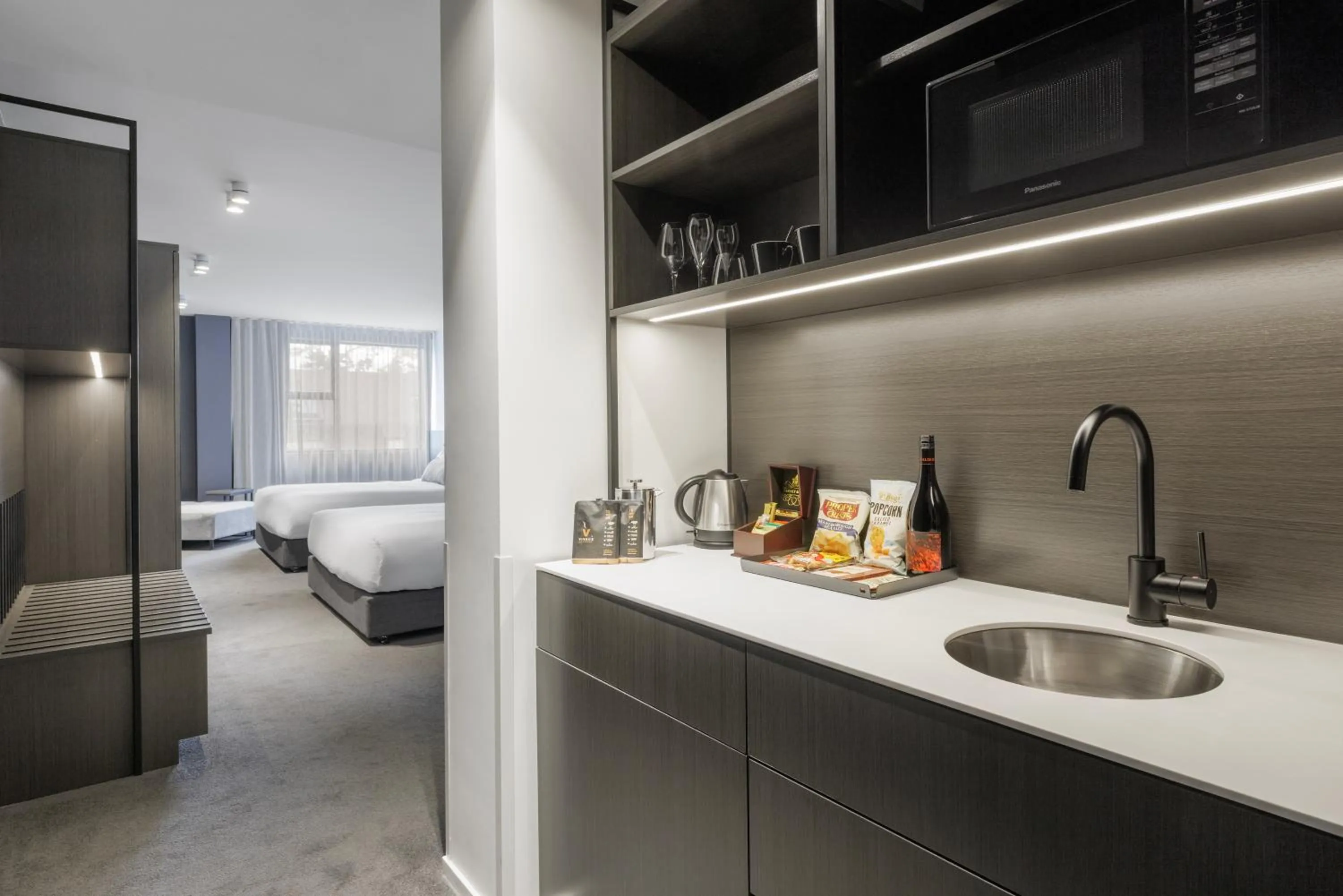 Bedroom, Bed in The Mayfair