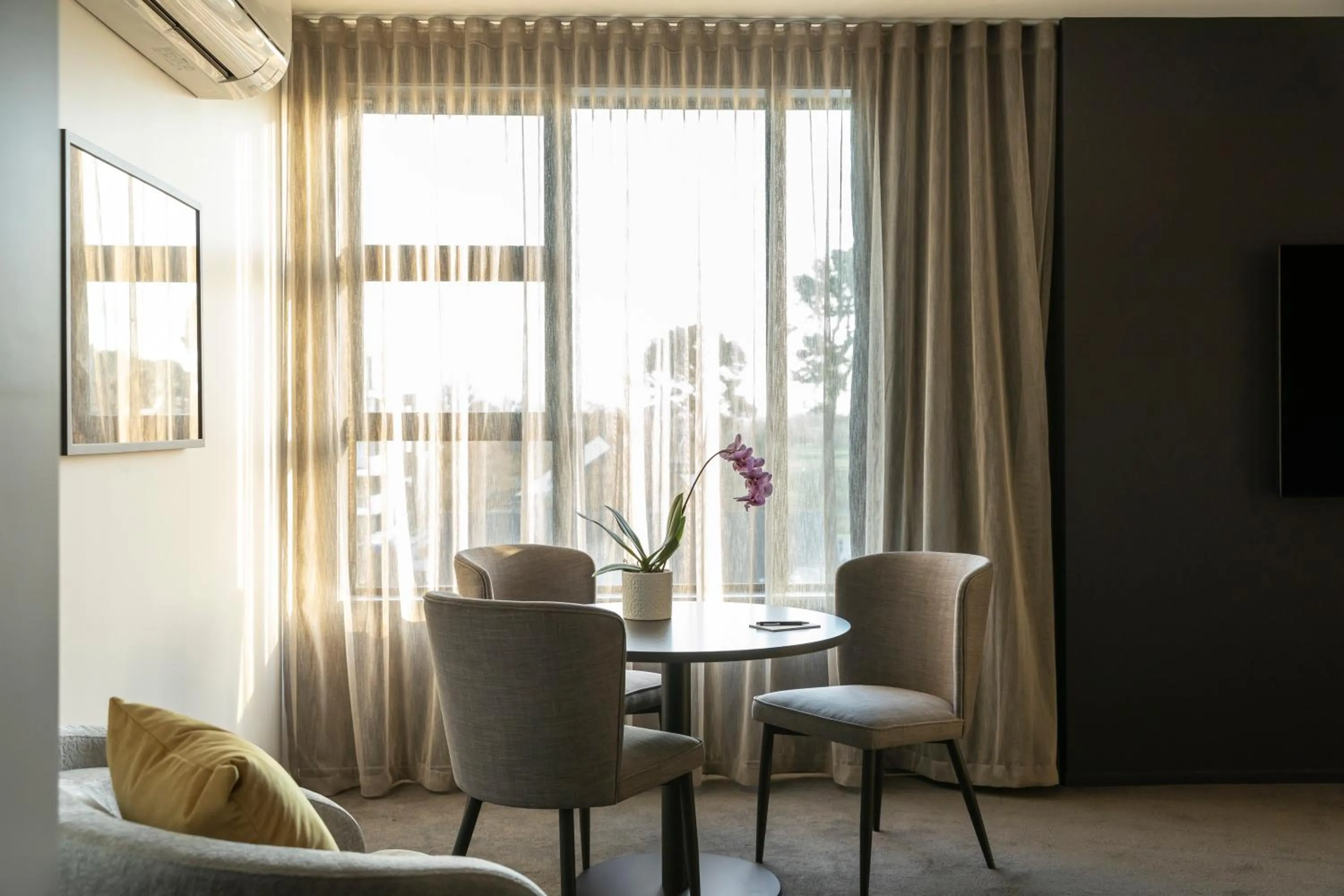 Dining area in The Mayfair