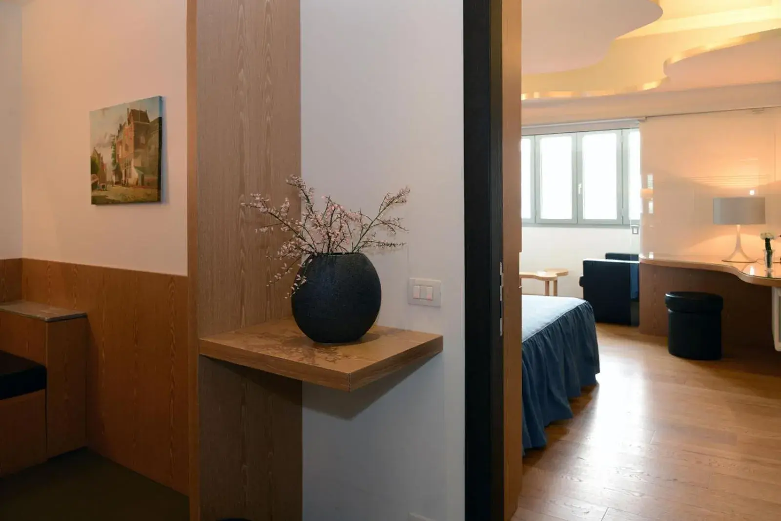 Decorative detail, Kitchen/Kitchenette in Hotel Metropole Suisse