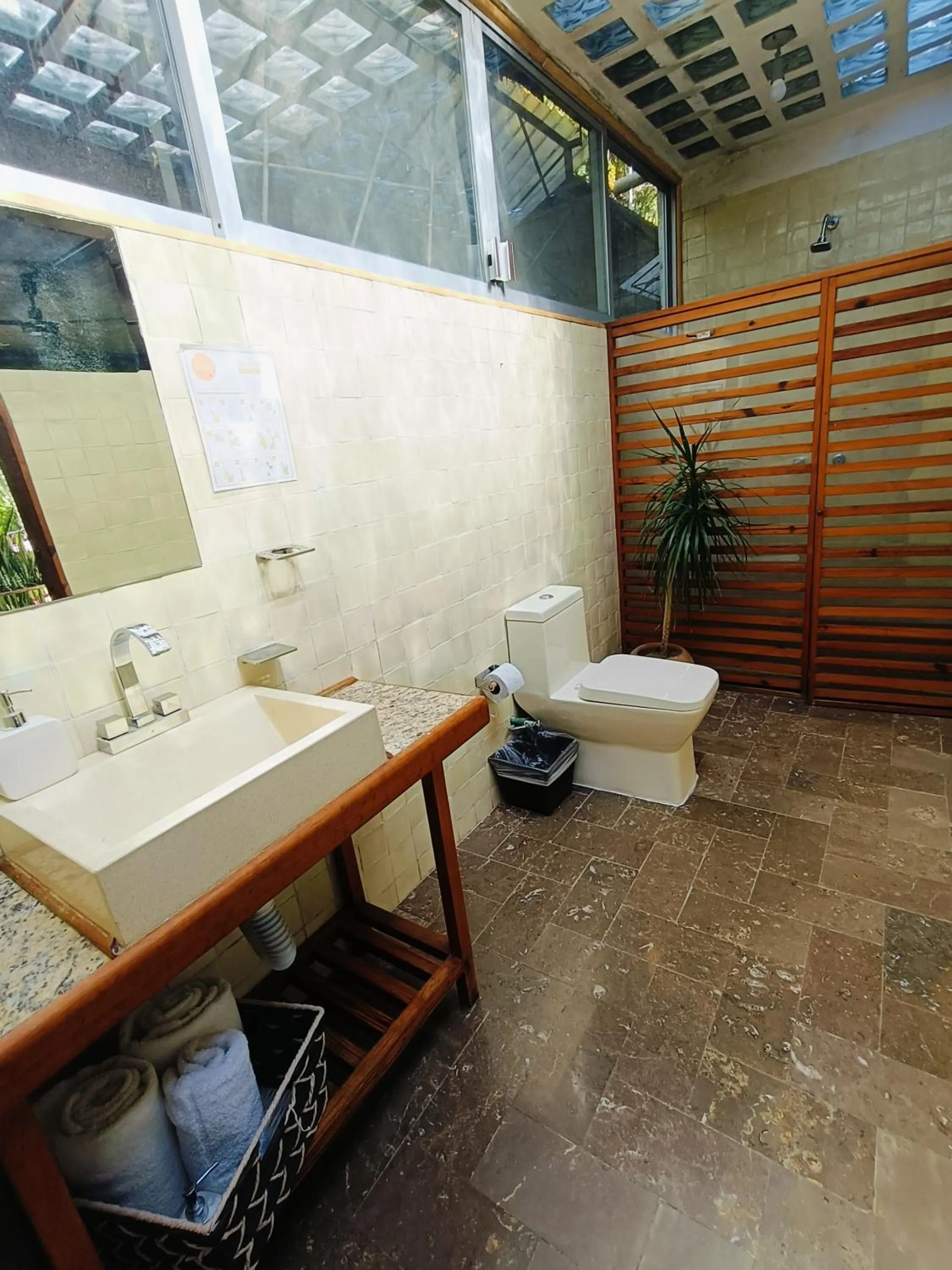 Shower in Casa Santi H