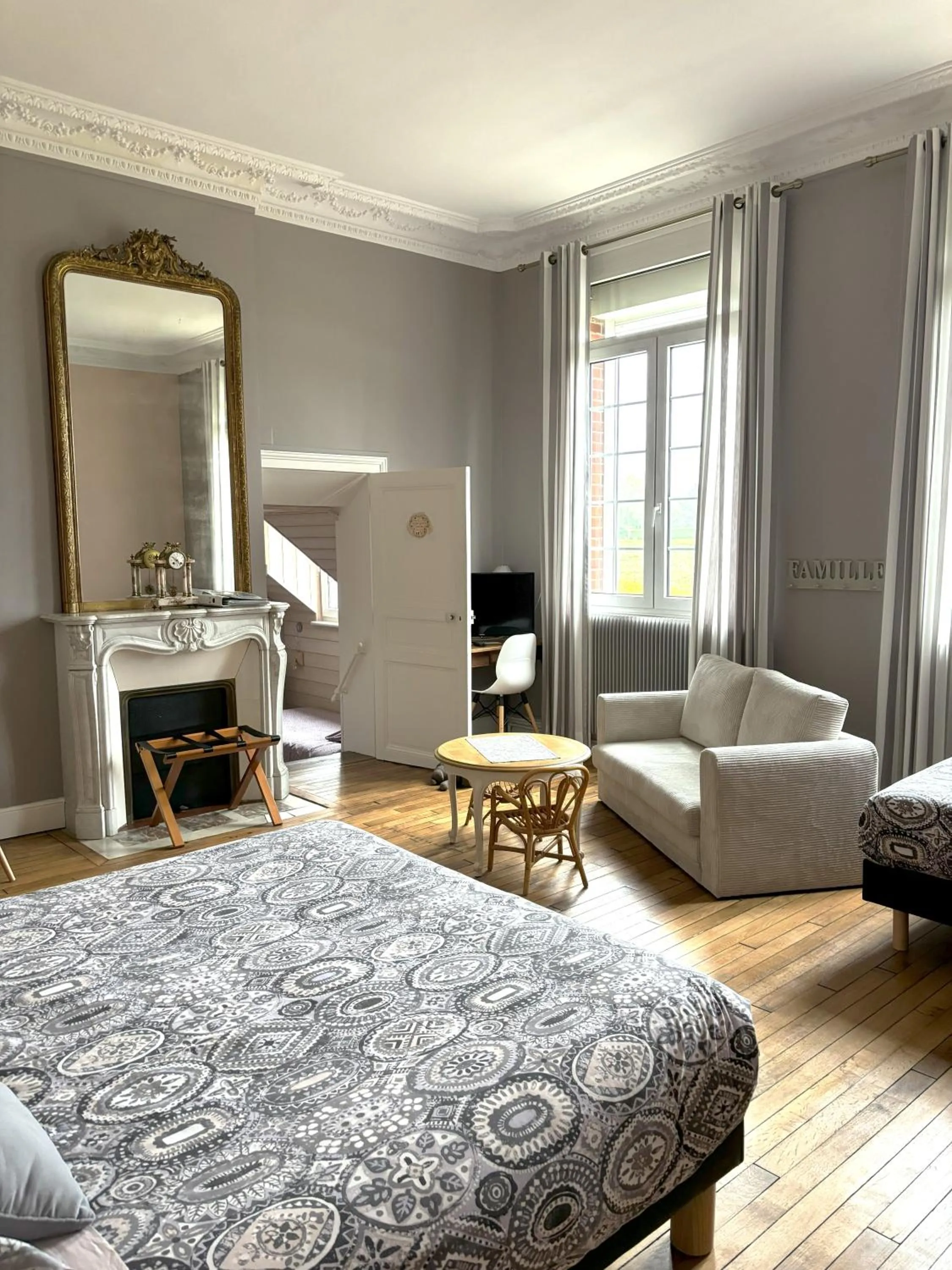 Property building, Bed in Ferme De Bonavis