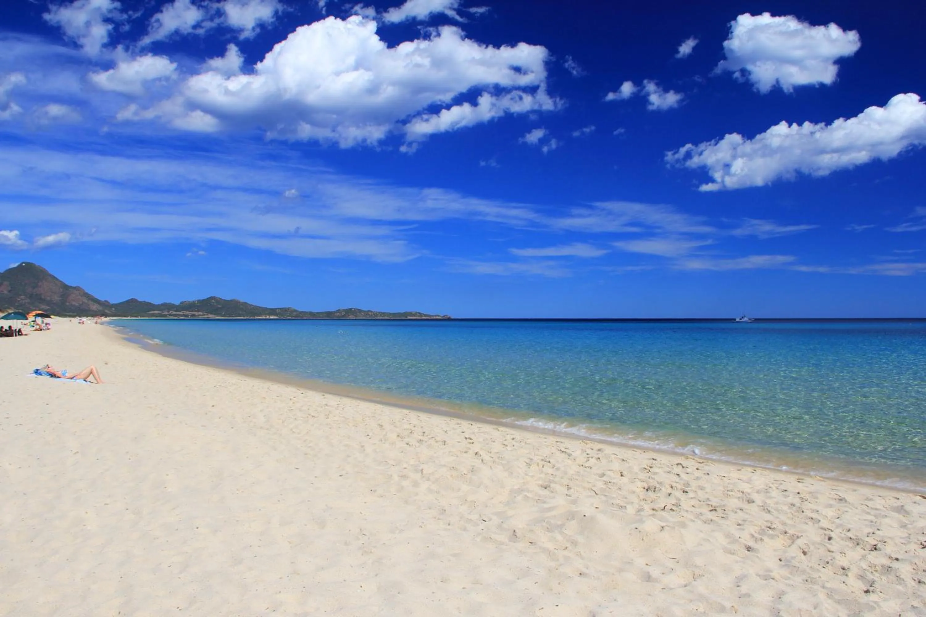 Beach in Albaruja Hotel