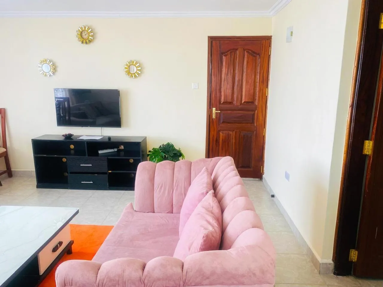 TV and multimedia in Zerubbabel Apartments Kisumu