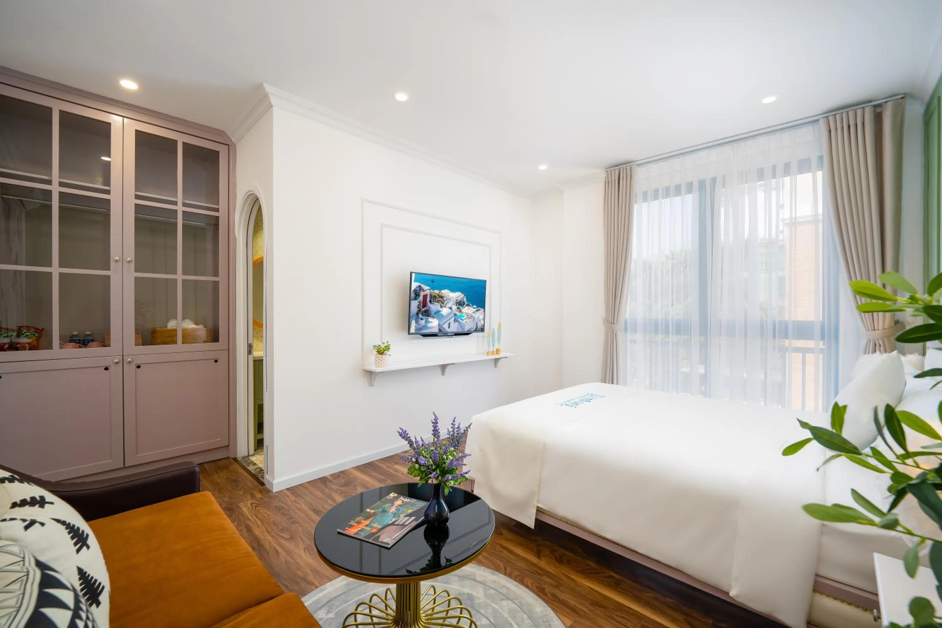 Photo of the whole room, Bed in Santori Hotel And Spa