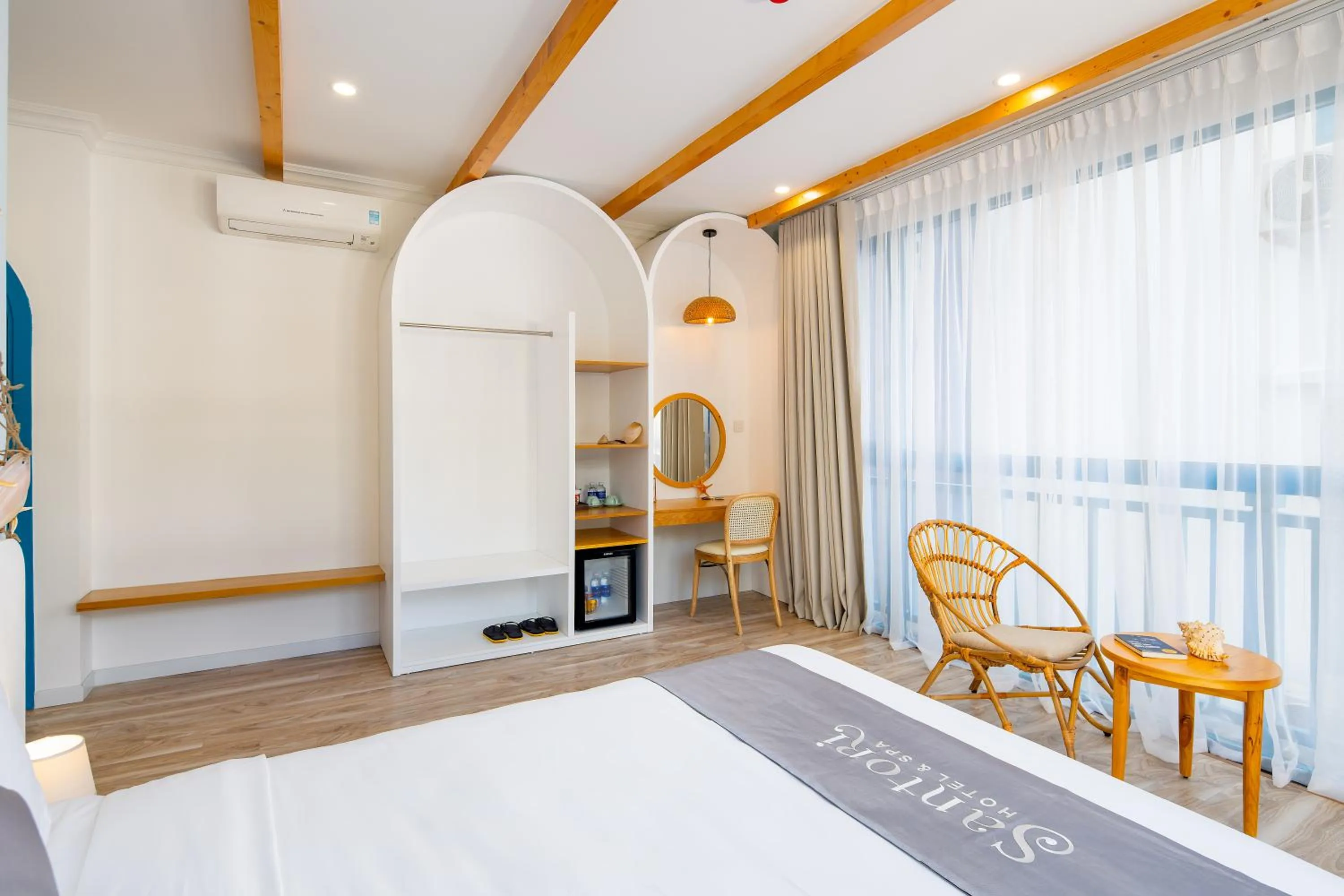 Bedroom, Bed in Santori Hotel And Spa