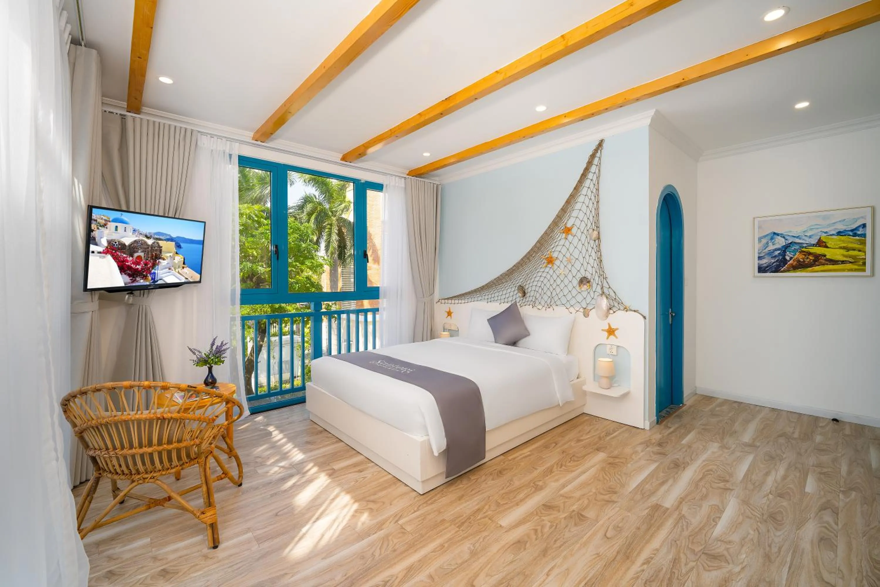 Photo of the whole room, Bed in Santori Hotel And Spa