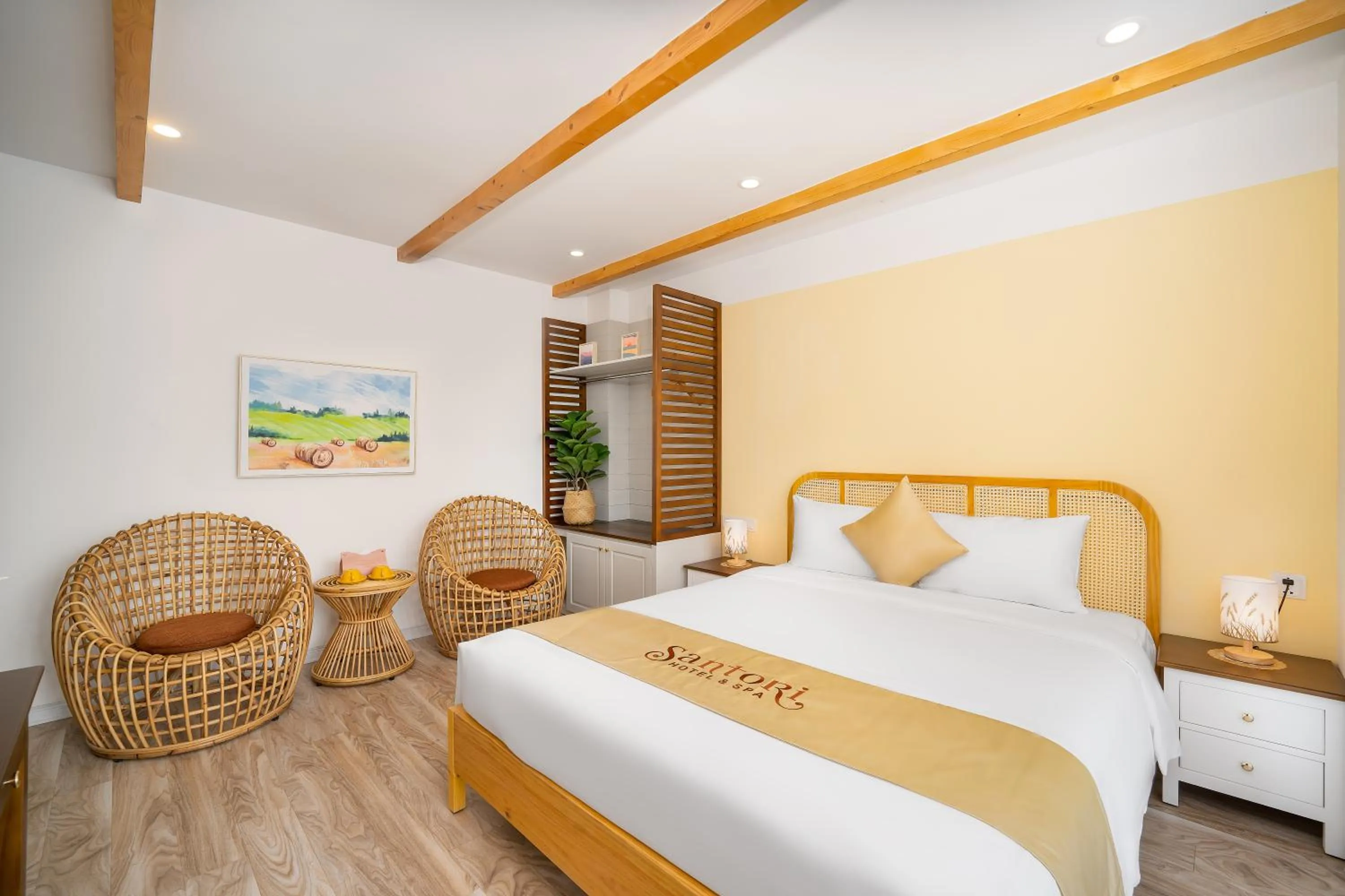 Photo of the whole room, Bed in Santori Hotel And Spa