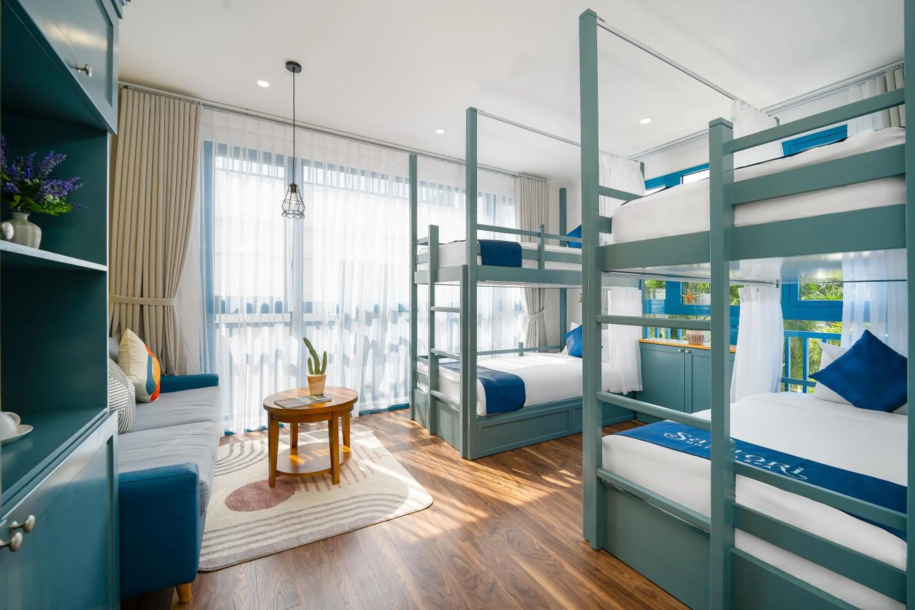bunk bed, Bed in Santori Hotel And Spa