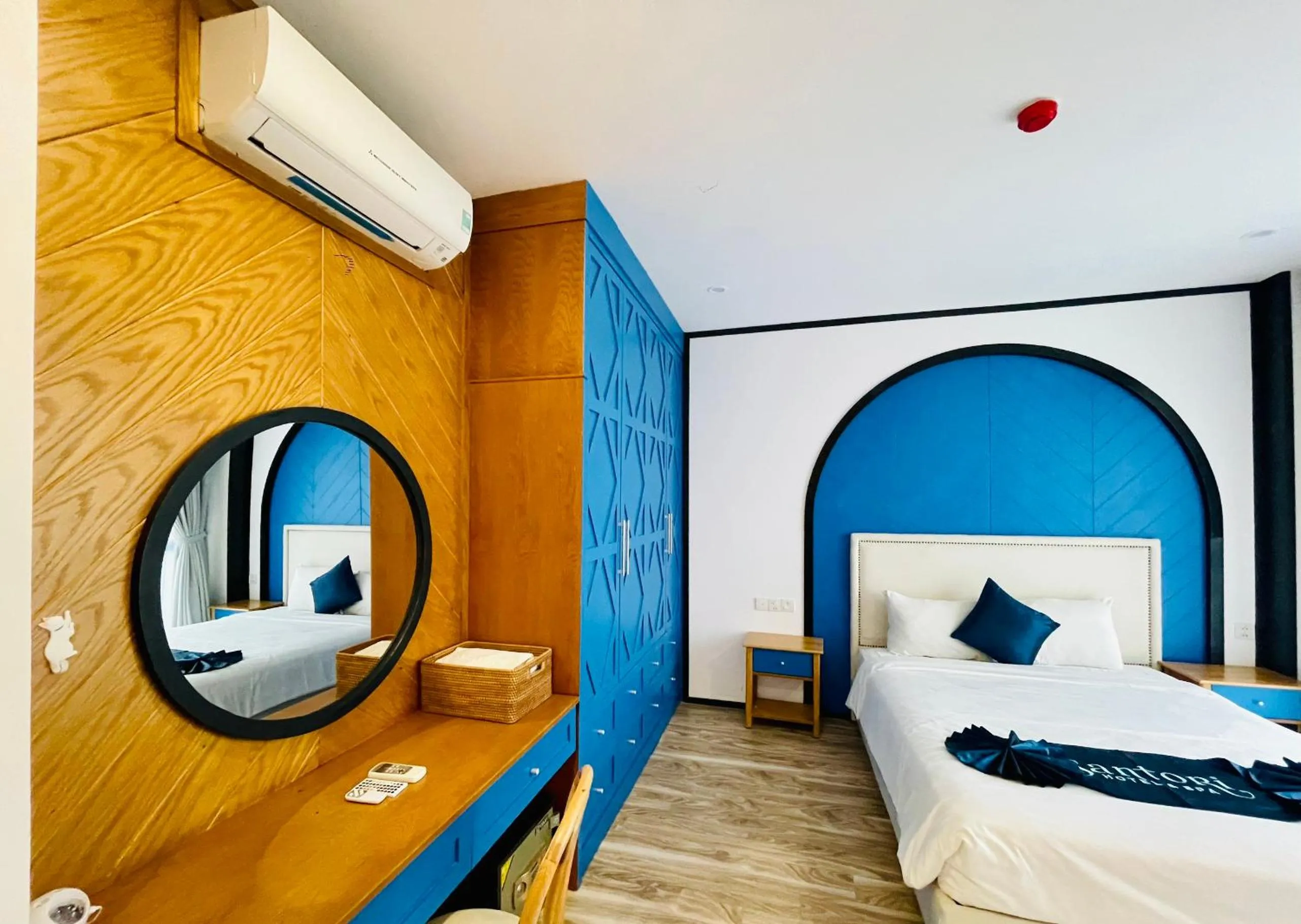 Photo of the whole room, Bed in Santori Hotel And Spa