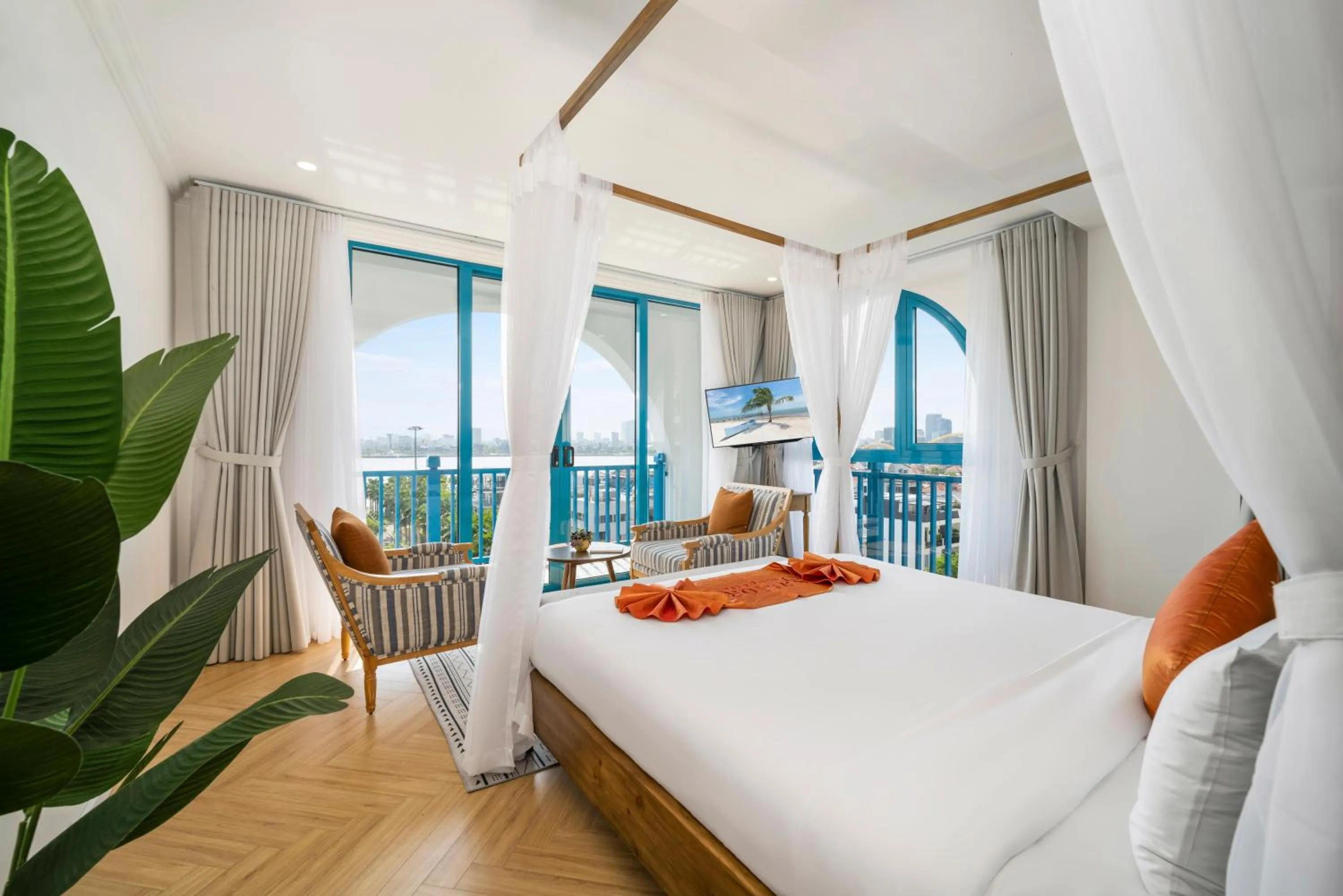 Photo of the whole room, Bed in Santori Hotel And Spa