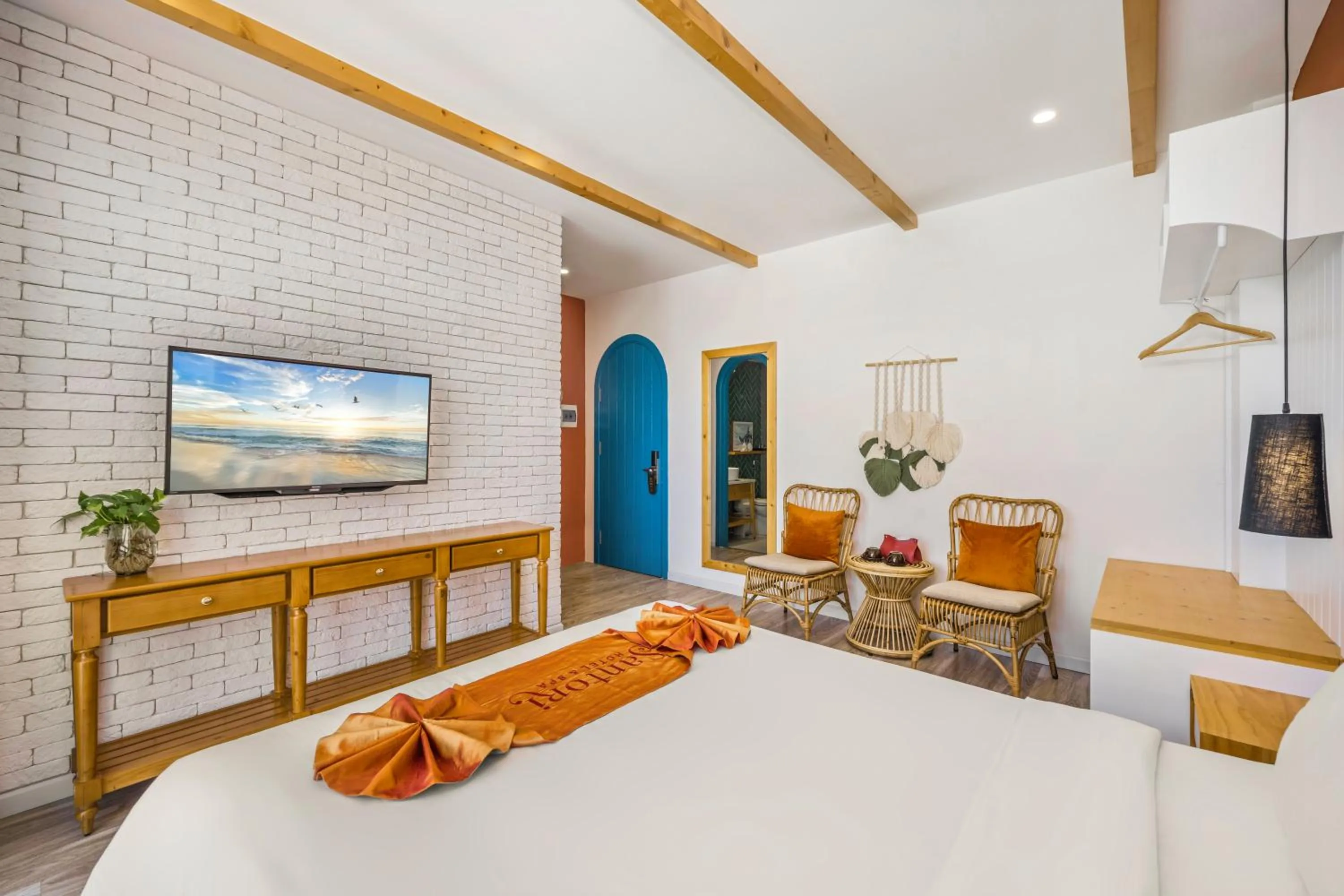 Bedroom, Bed in Santori Hotel And Spa