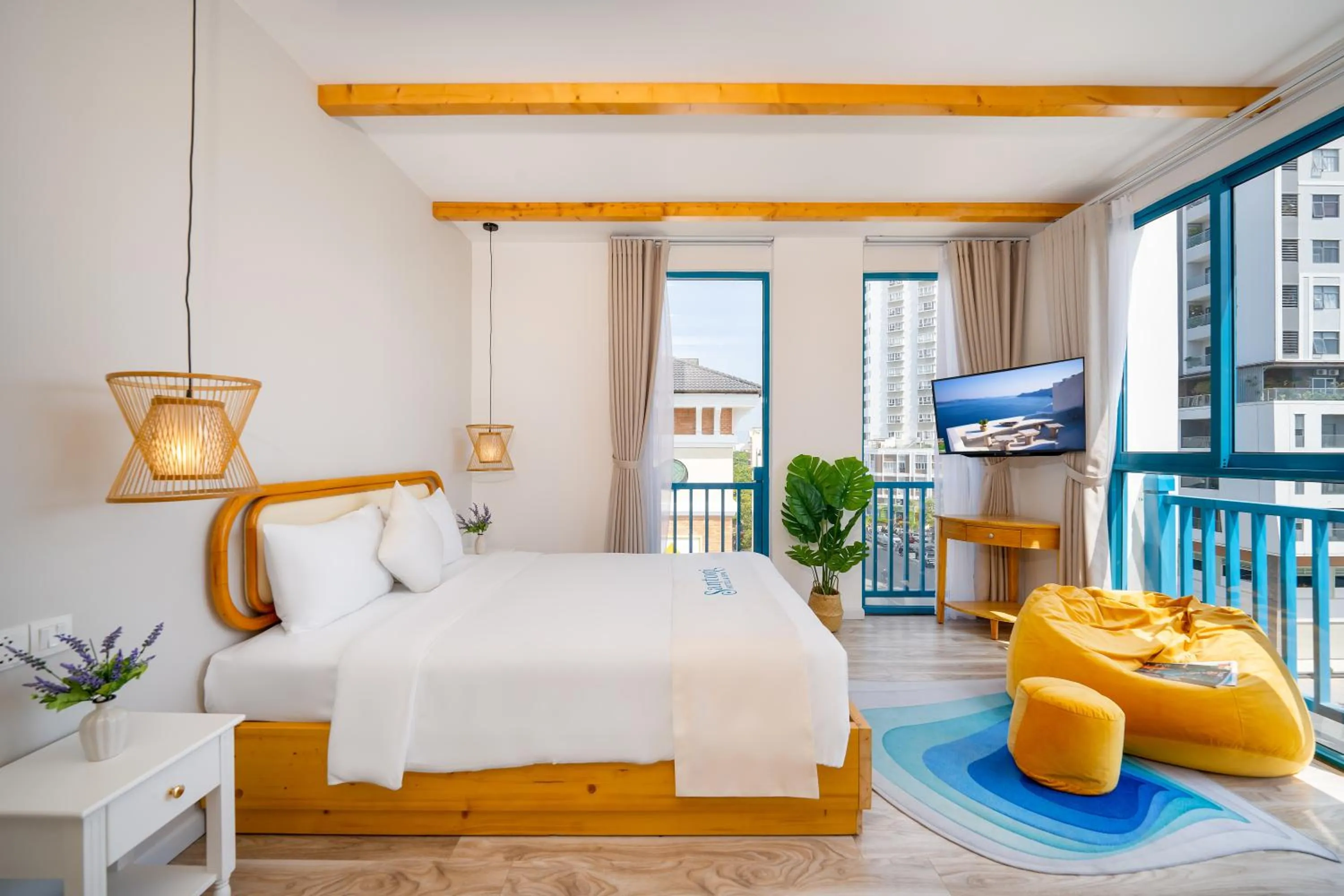 Photo of the whole room, Bed in Santori Hotel And Spa