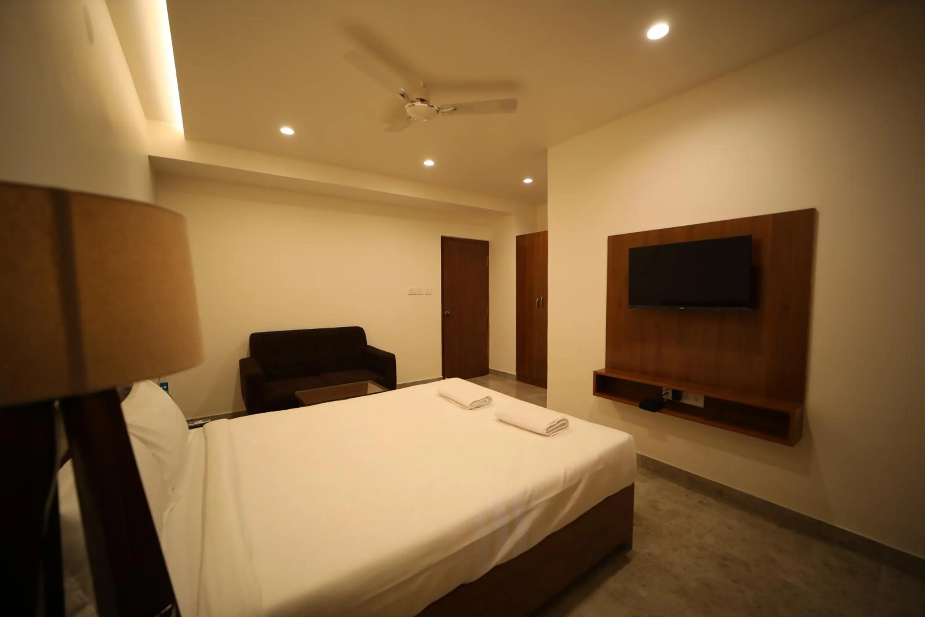 Photo of the whole room, Bed in THE EKAH COMFORTS