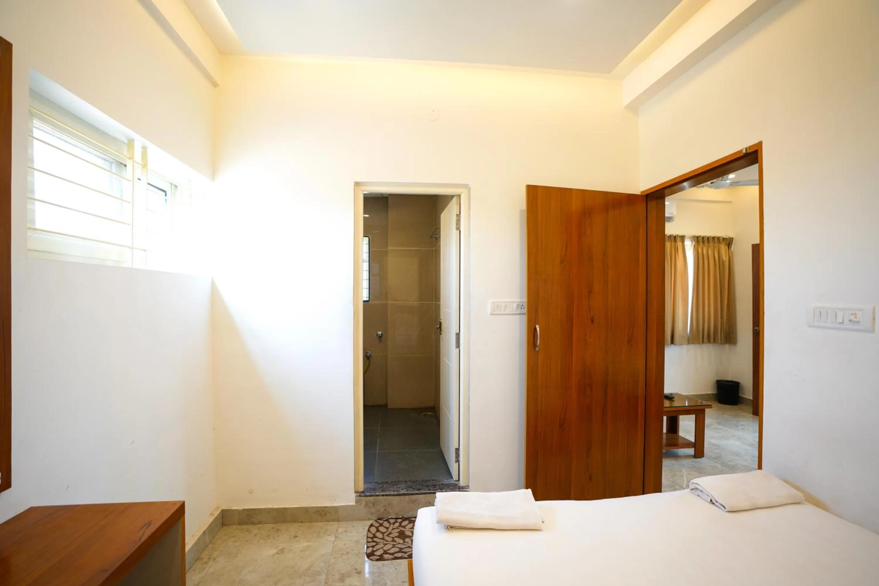 Bed in THE EKAH COMFORTS