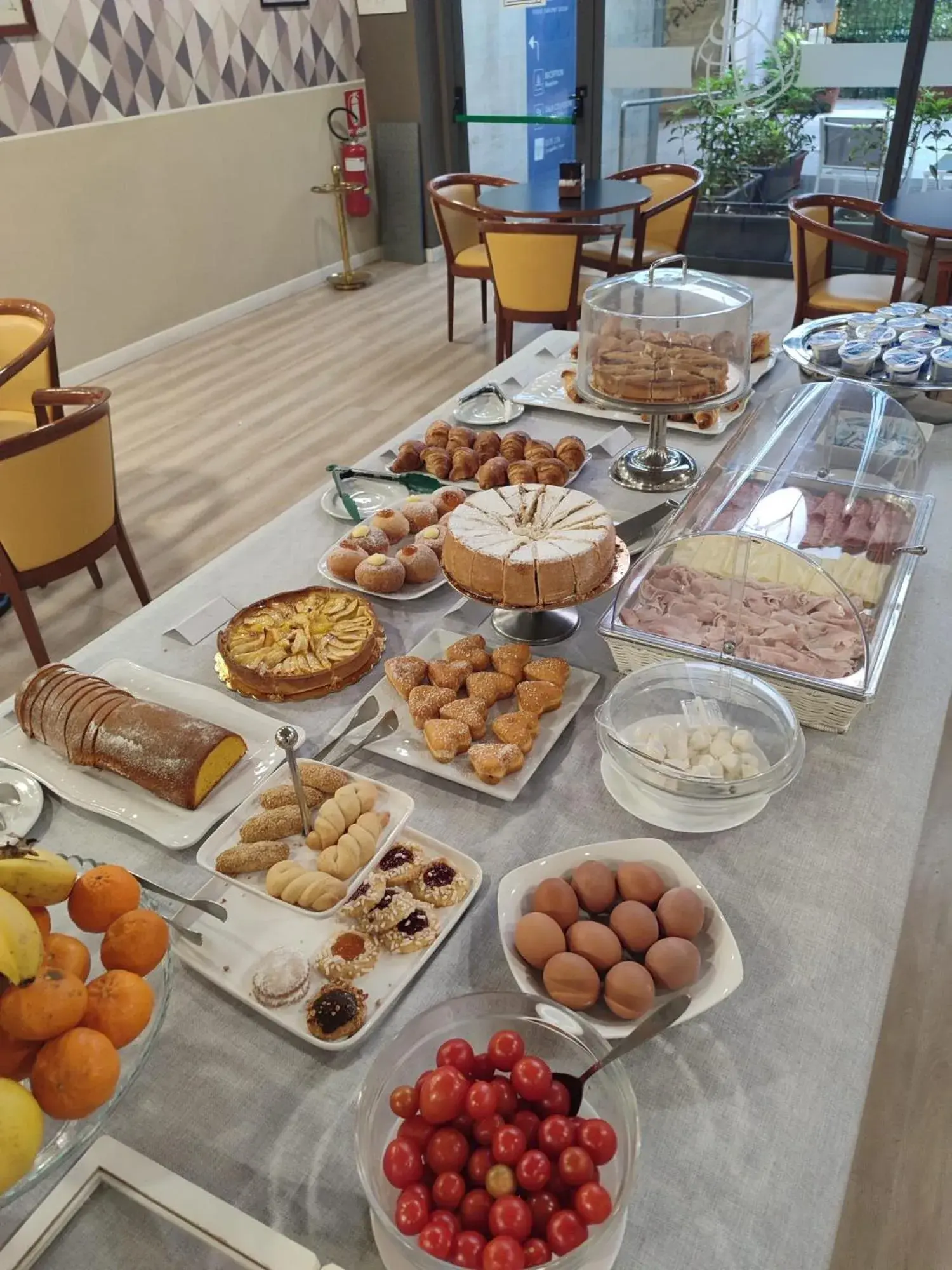 Restaurant/places to eat in Hotel Elite Palermo Centro Restaurant/places to eat in Hotel Elite Palermo Centro