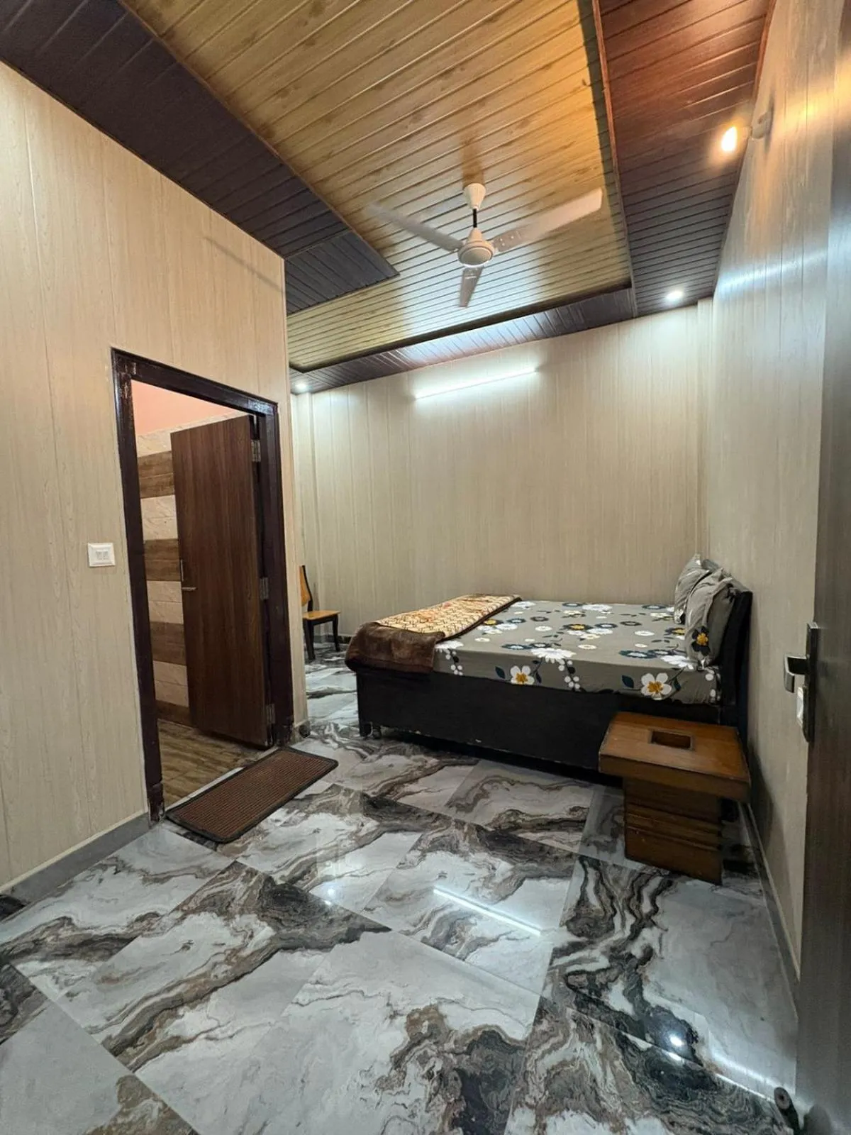 Bed in Chirag Homestay Kainchi