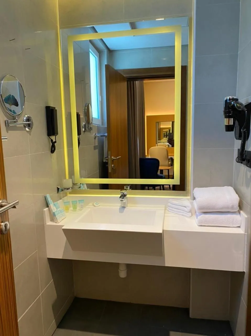 Bathroom in AL HAYAT HOTEL