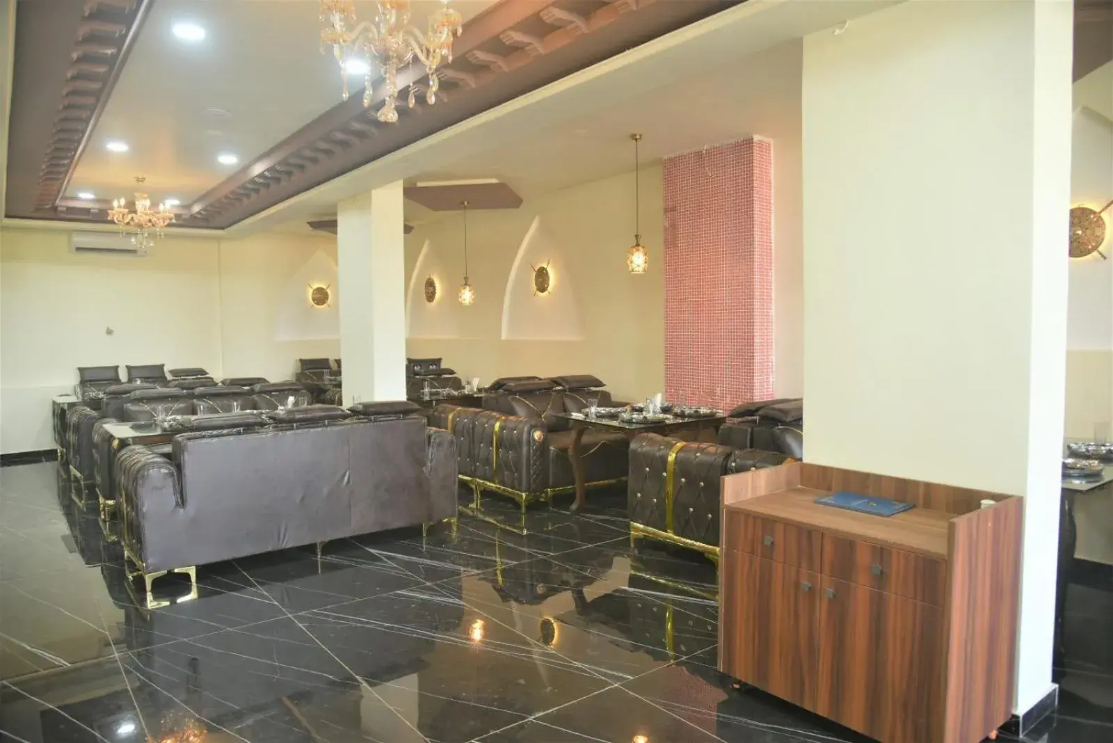 Restaurant/places to eat in Hotel Jurkis, Kolhapur Restaurant/places to eat in Hotel Jurkis, Kolhapur