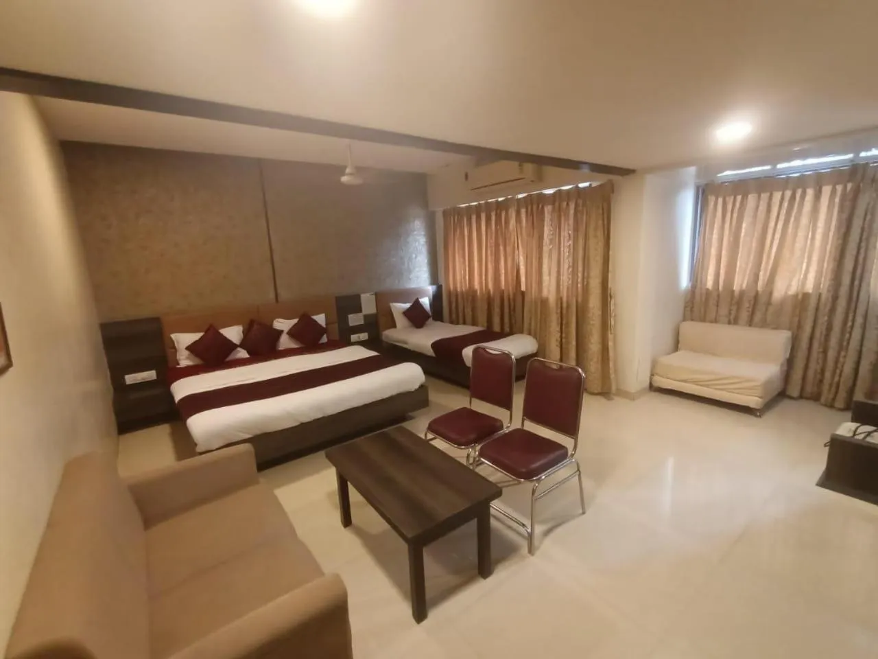 HOTEL SHARADA INTERNATIONAL