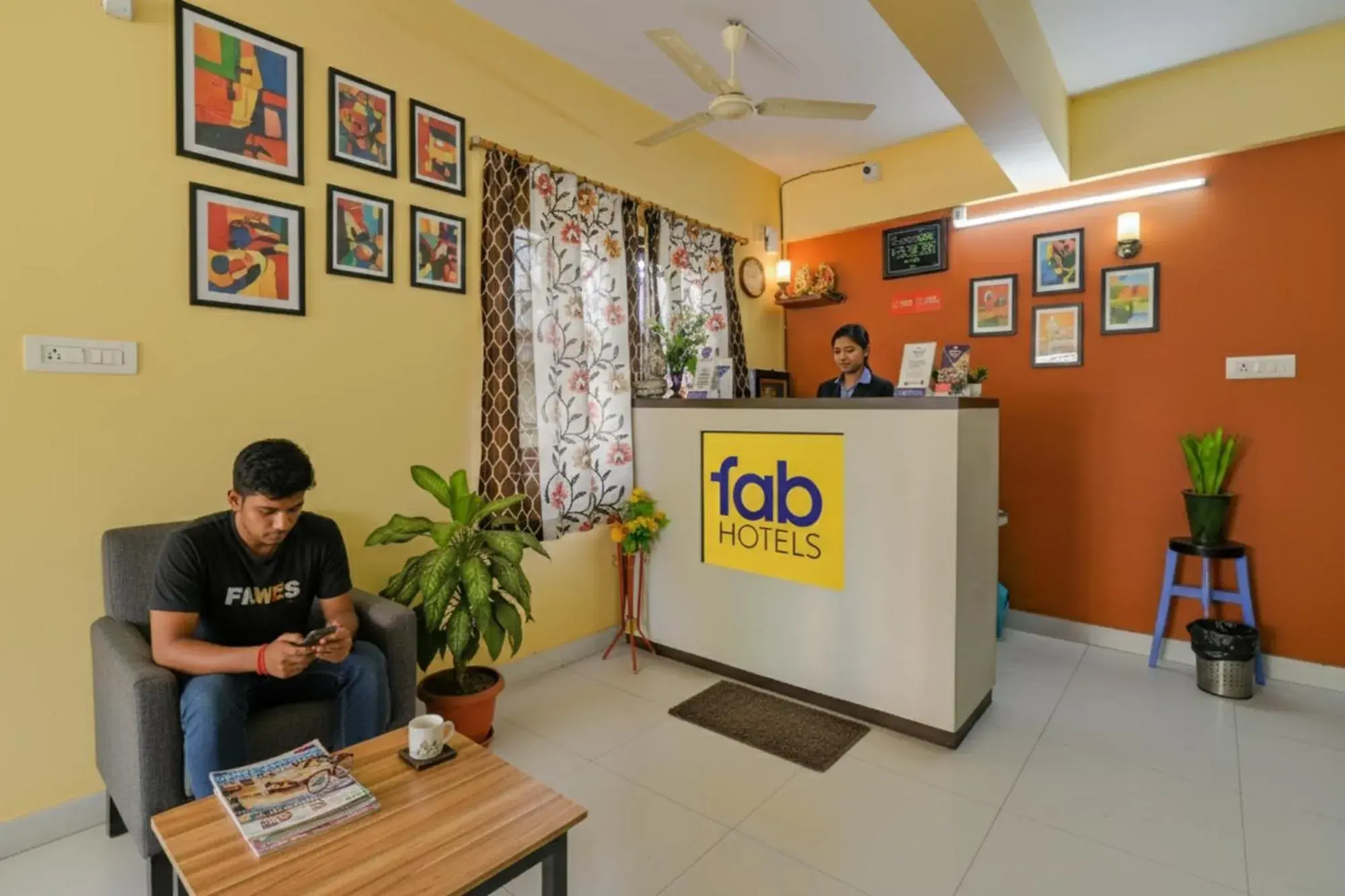 Lobby or reception in FabHotel New kolkata Residency Inn - Nr Axis Mall Lobby or reception in FabHotel New kolkata Residency Inn - Nr Axis Mall