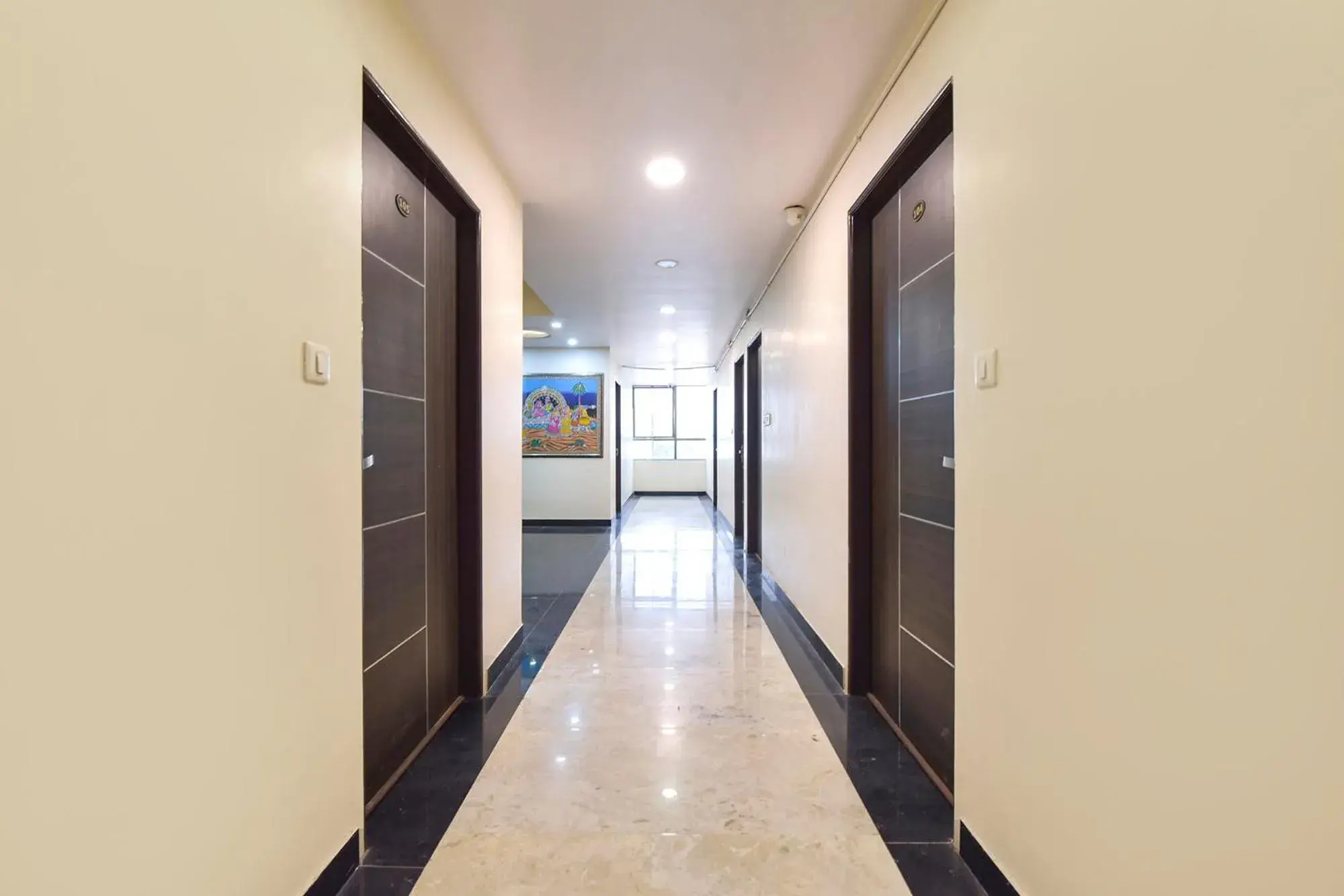 Lobby or reception in FabHotel Pink City - World Trade Park Lobby or reception in FabHotel Pink City - World Trade Park